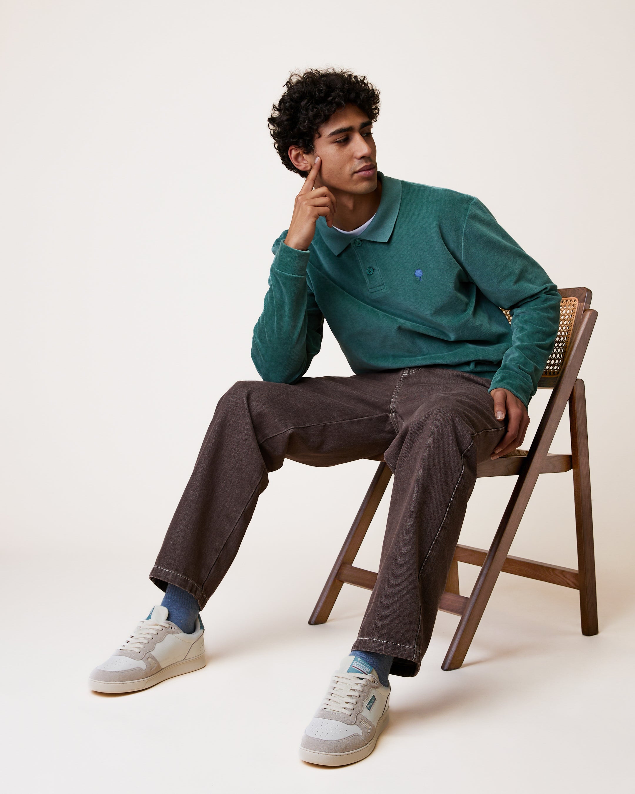 Polos