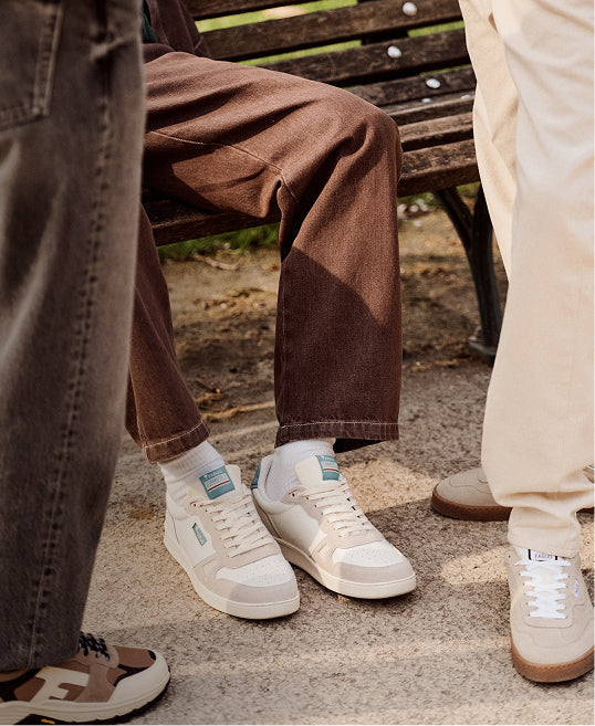 Baskets blanches homme.
