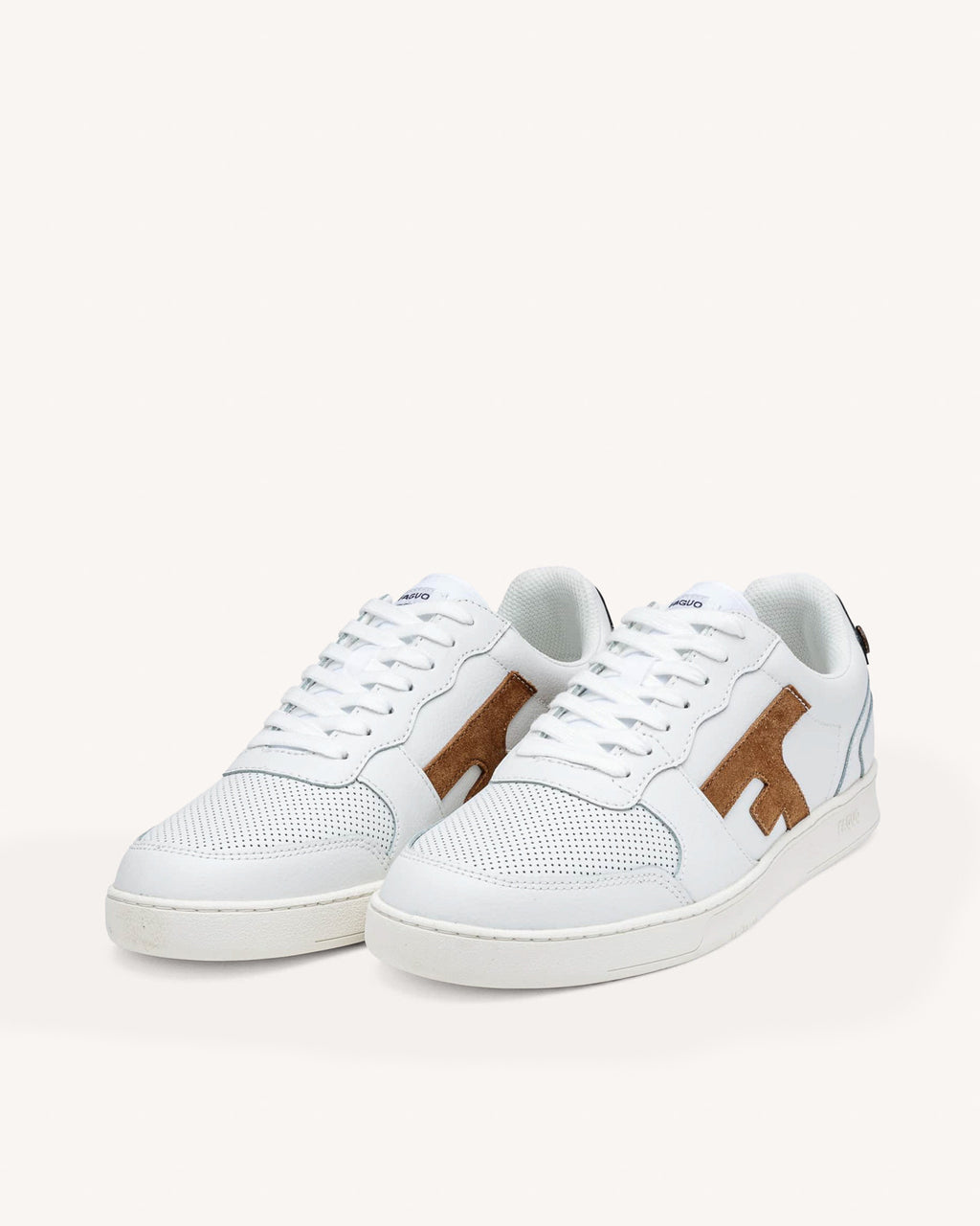 Baskets blanches & bleu marine cuir & nylon recycle - modele HAZEL