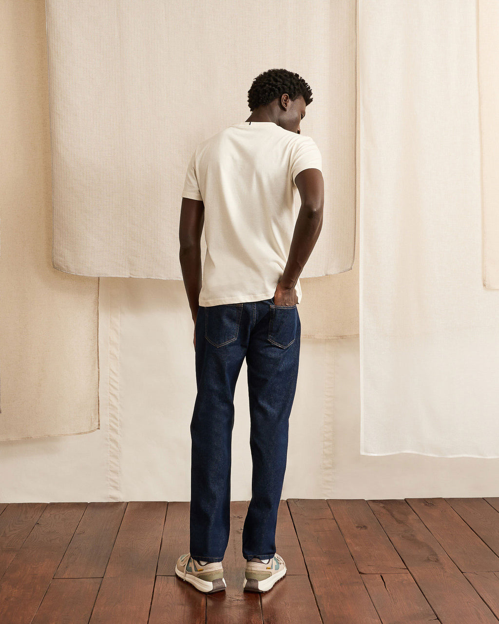 Raw denim jeans, straight cut