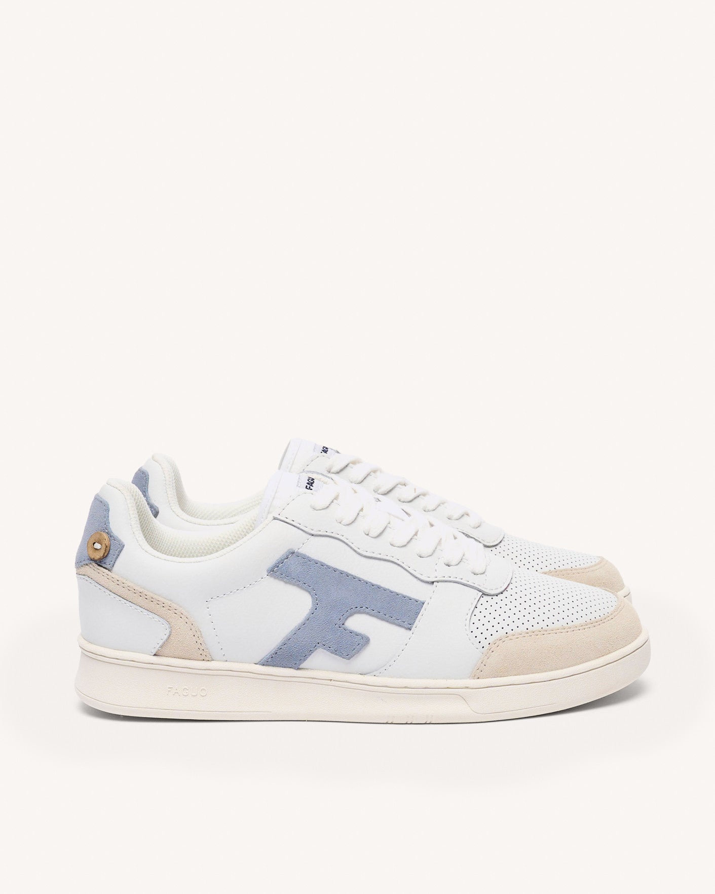 Baskets basses blanches, beiges & bleues