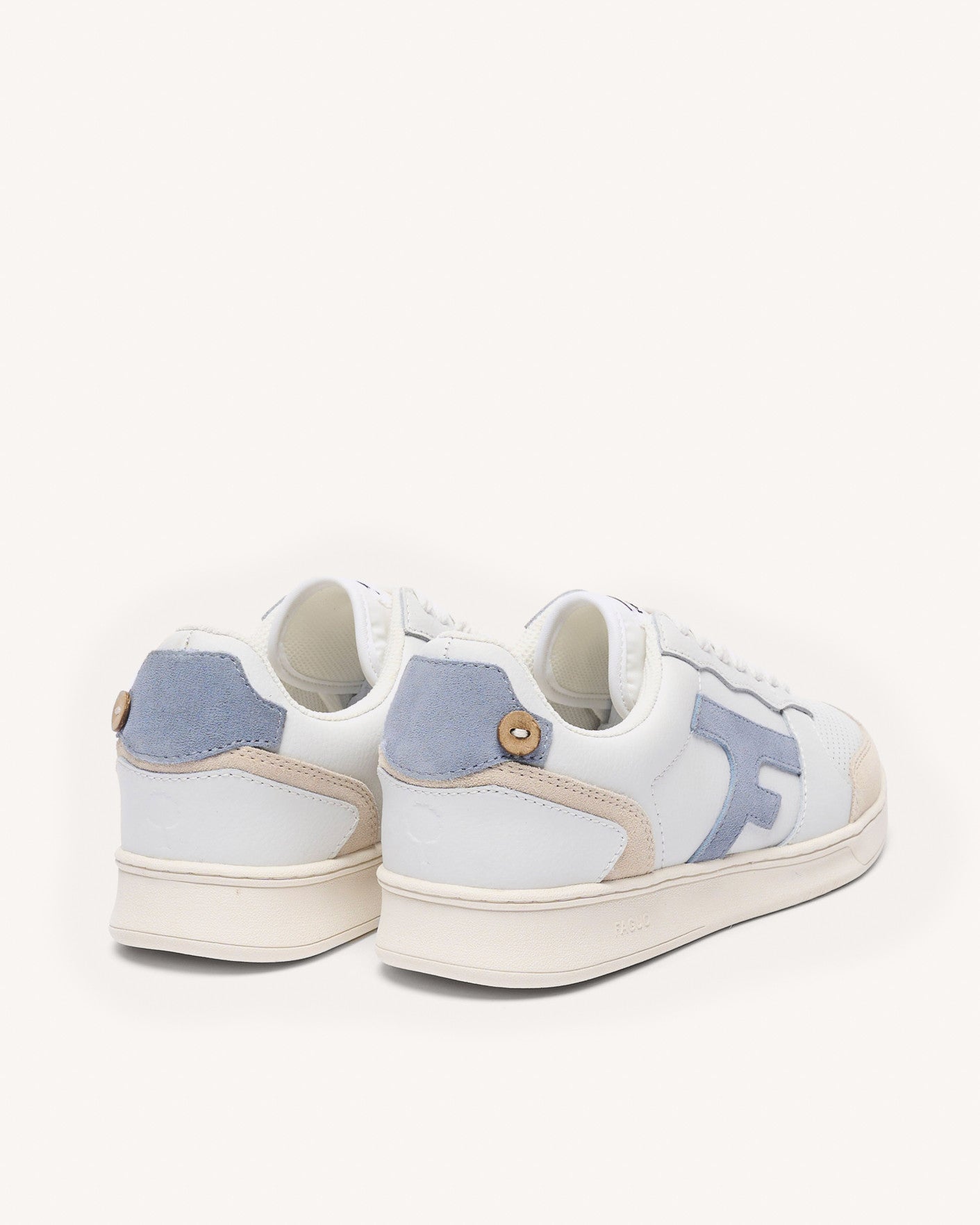 Baskets basses blanches, beiges & bleues