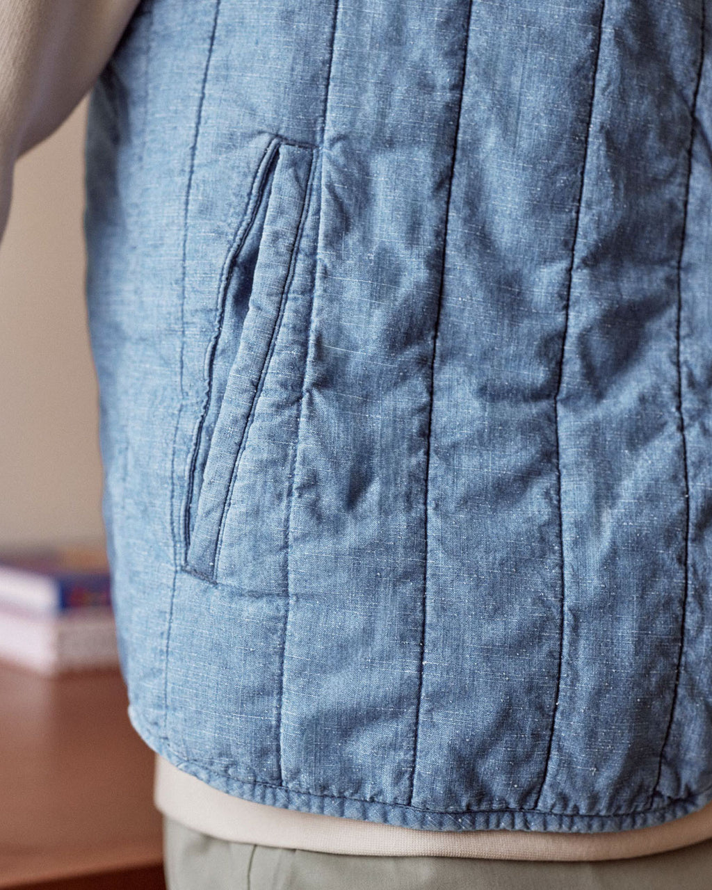 Sleeveless light denim jacket