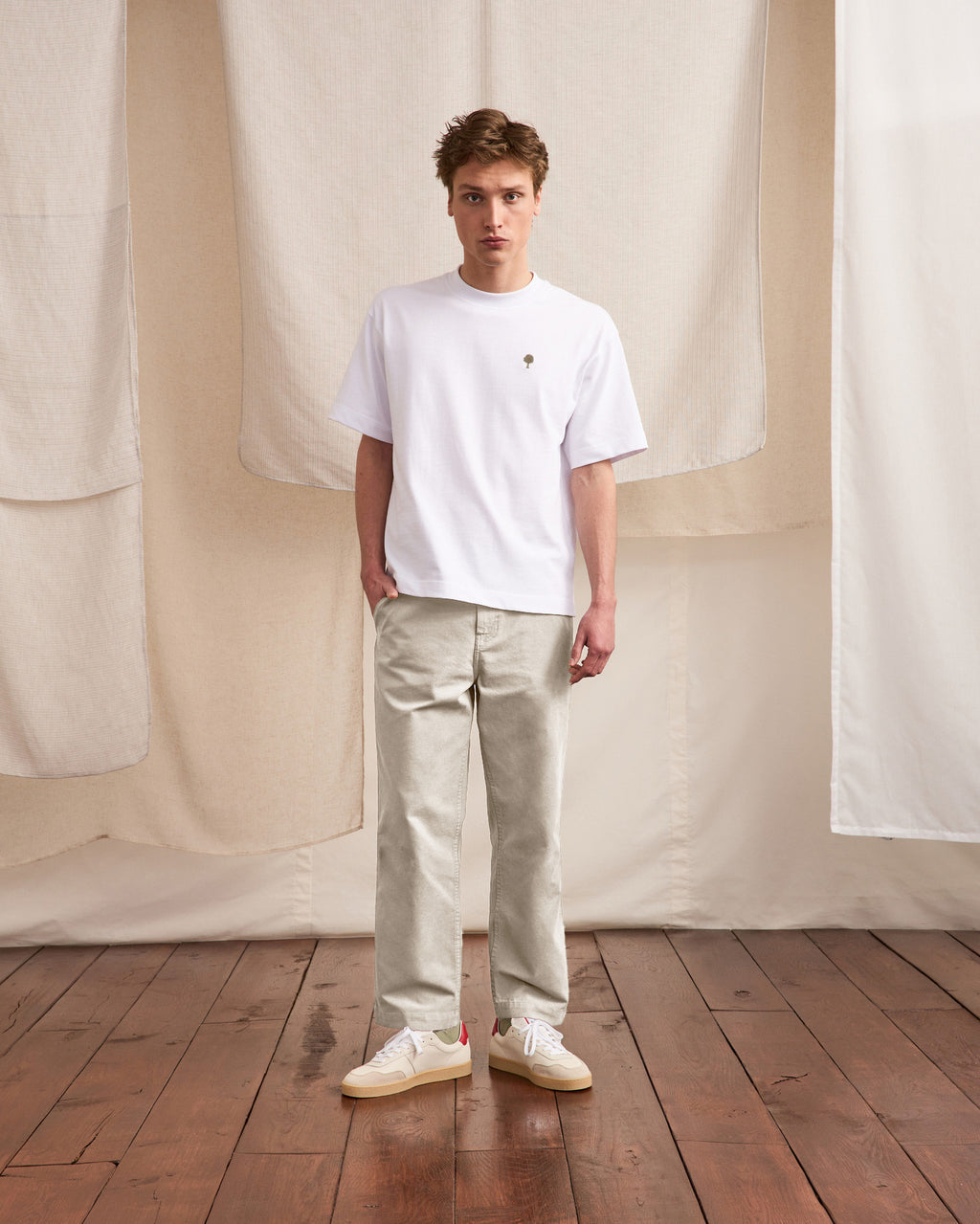 Chino écru