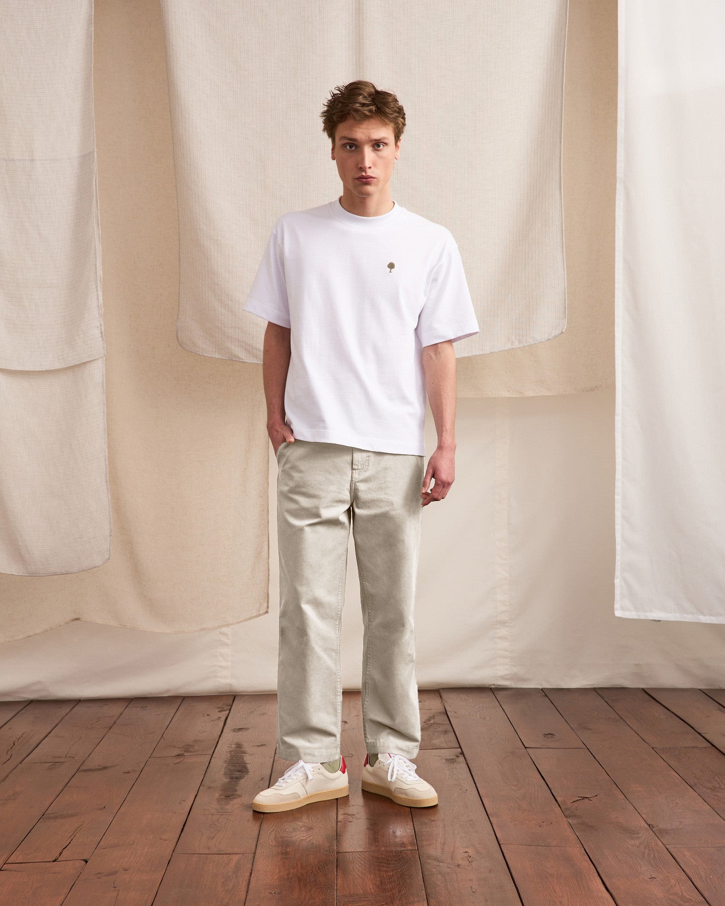 Chino écru