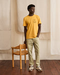 T-shirt ocre sérigraphie effet tampon