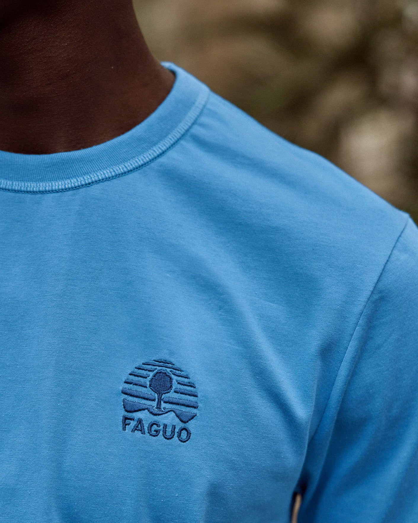 T-shirt bleu azur broderie faguo outdoor