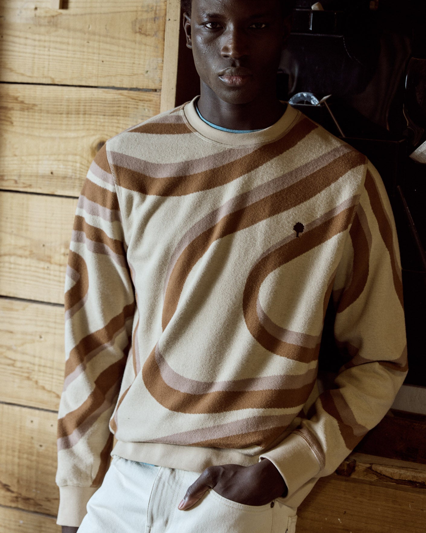 Beige & camel jacquard pattern sweatshirt
