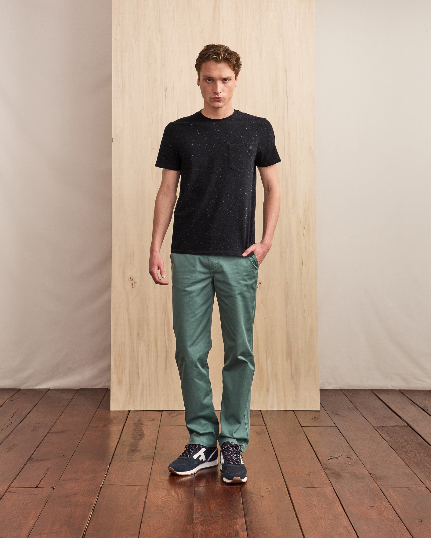 Navy blue & ecru T-shirt