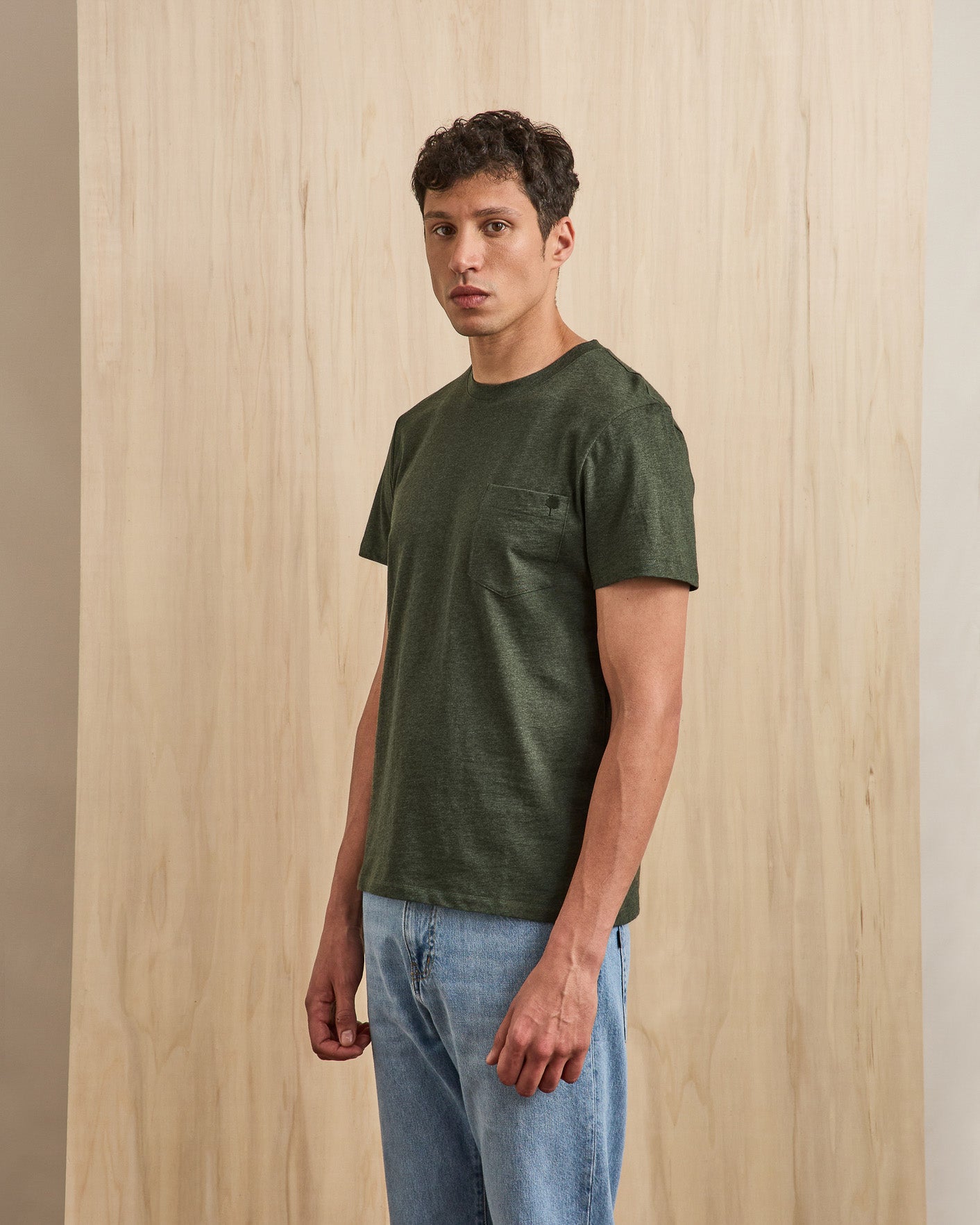 T-shirt vert foncé 