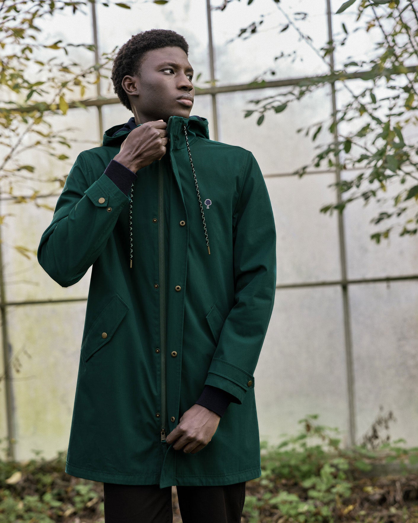 Long-sleeved piece fir green with coloured drawstrings
