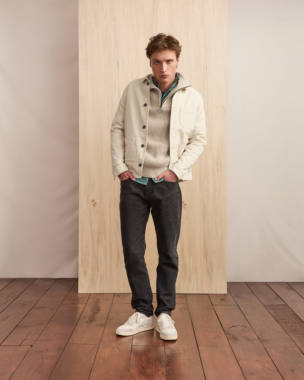 Ecru long-sleeved piece 