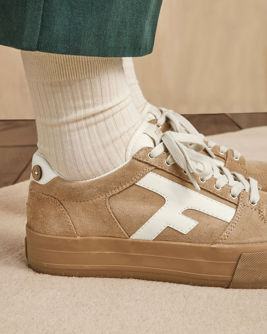 Sand trainers