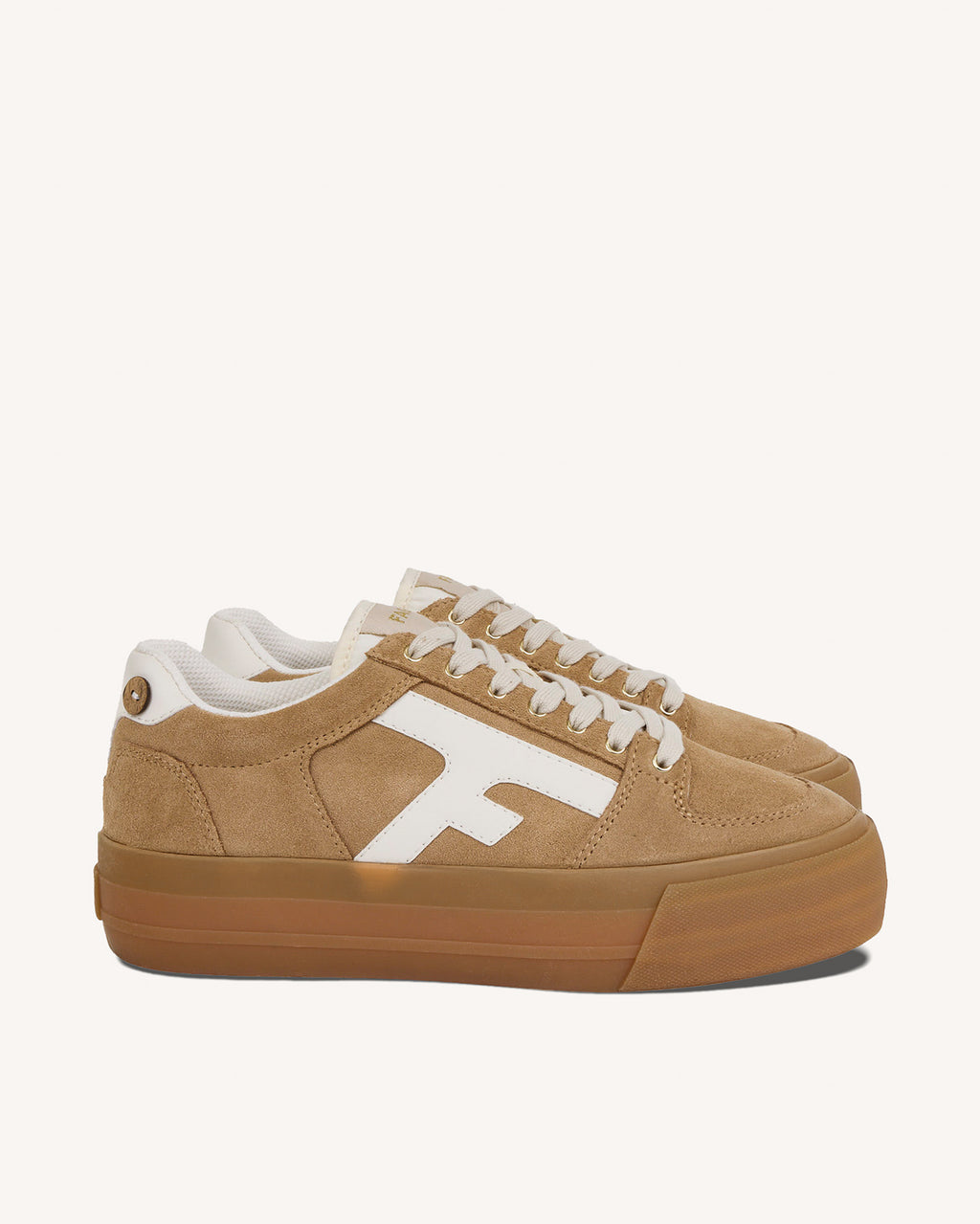 Sand trainers