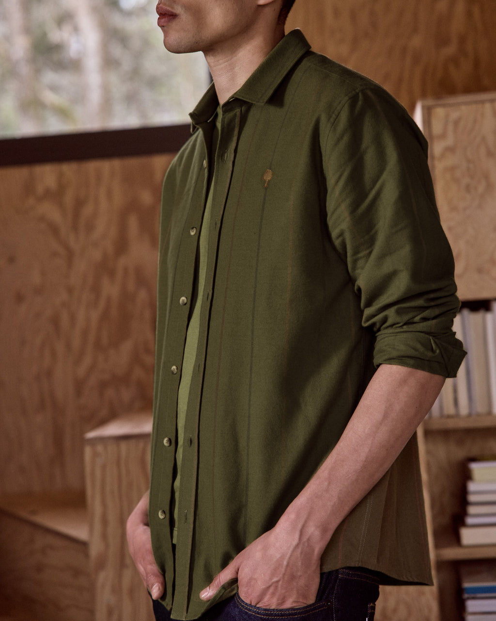 Chemise kaki & multicolore broderie arbre