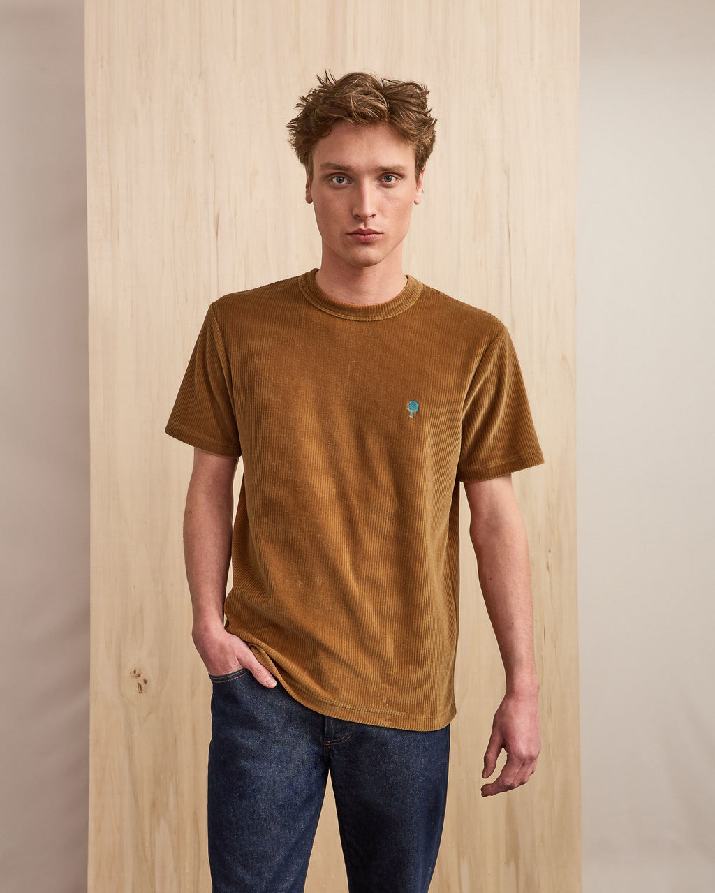 T-shirt camel