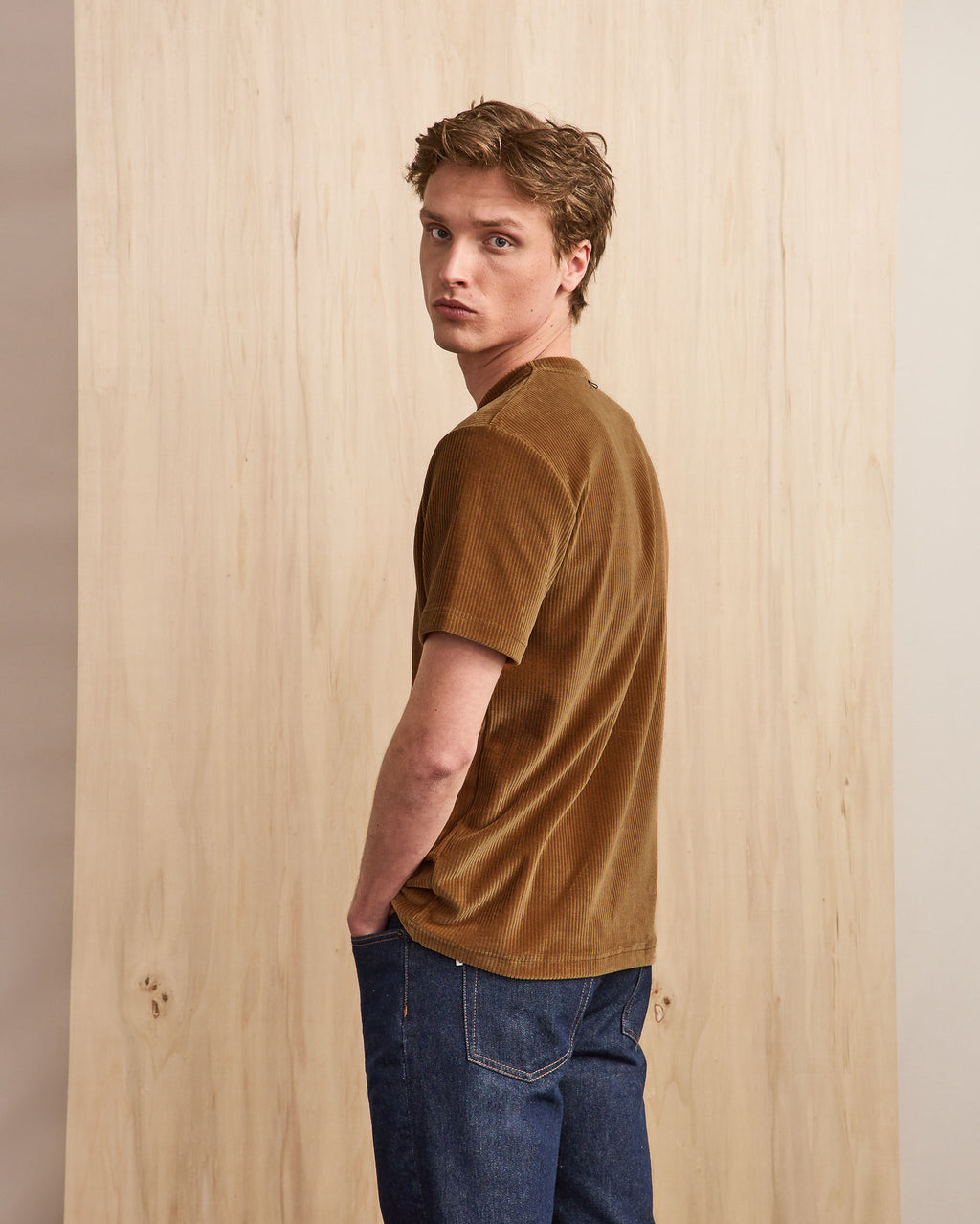 T-shirt camel