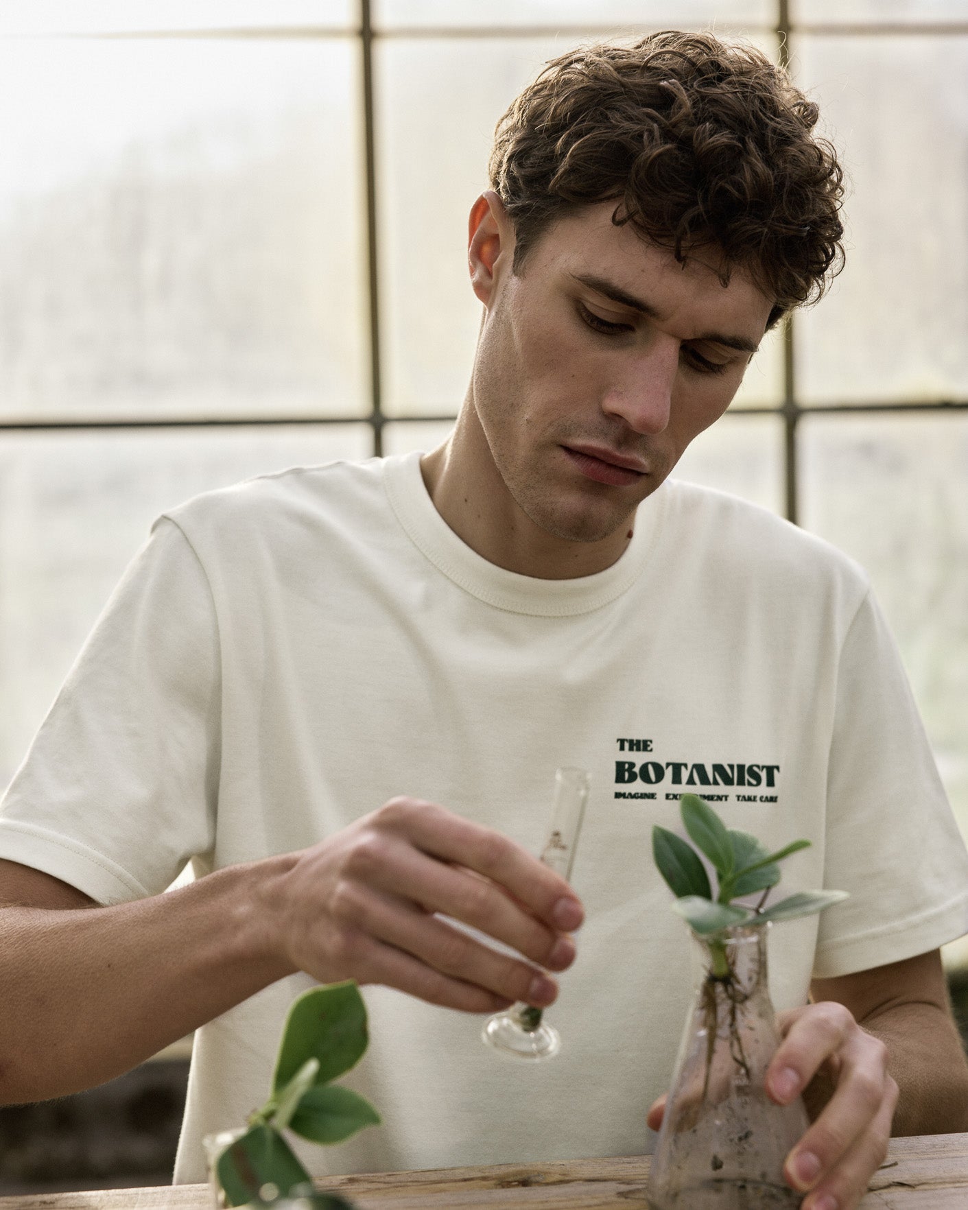 Ecru t-shirt "the botanist"