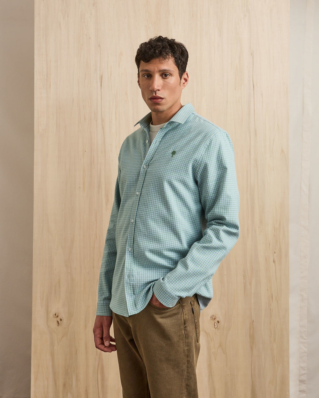 Green & light blue tree embroidery shirt