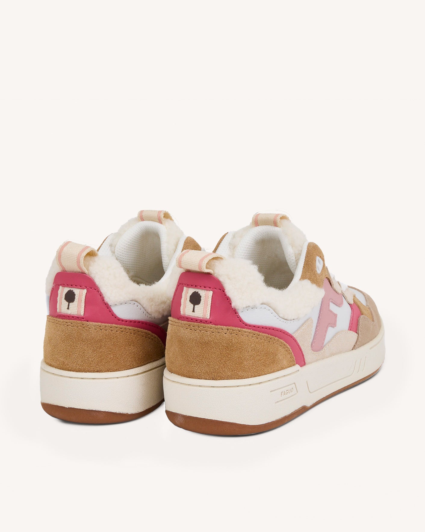 Baskets blanches & rose