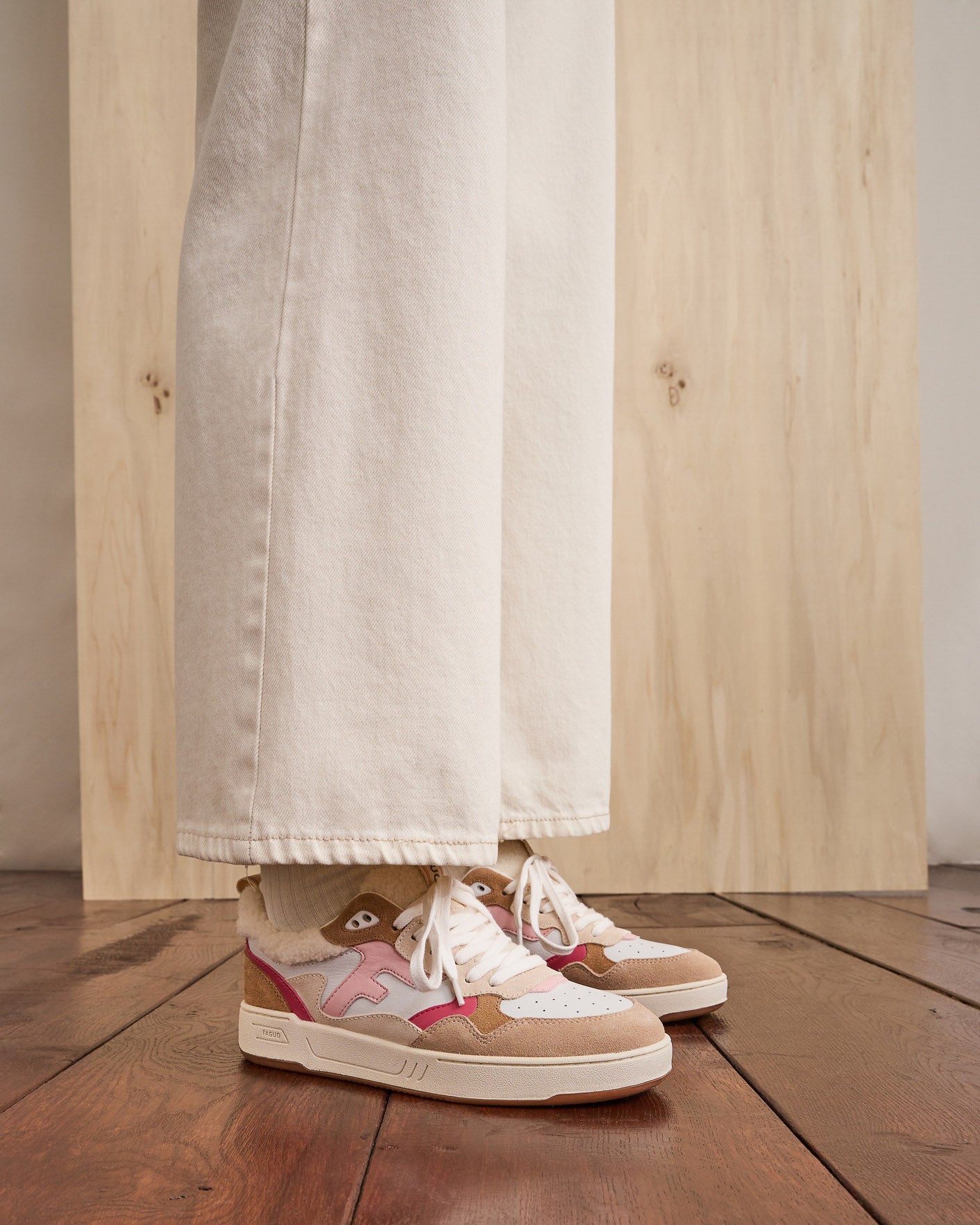 Baskets blanches & rose