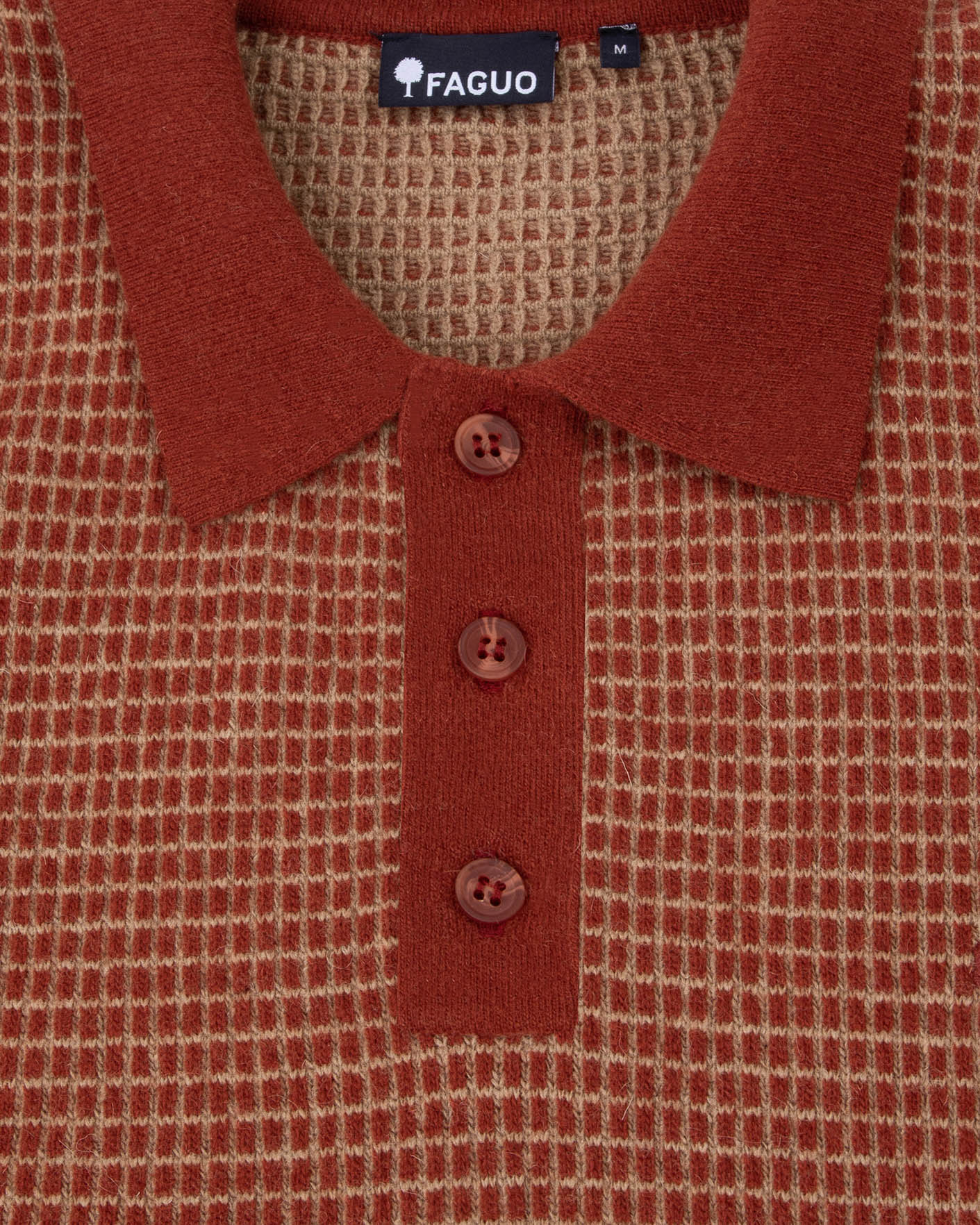 Bordeaux & beige knitwear