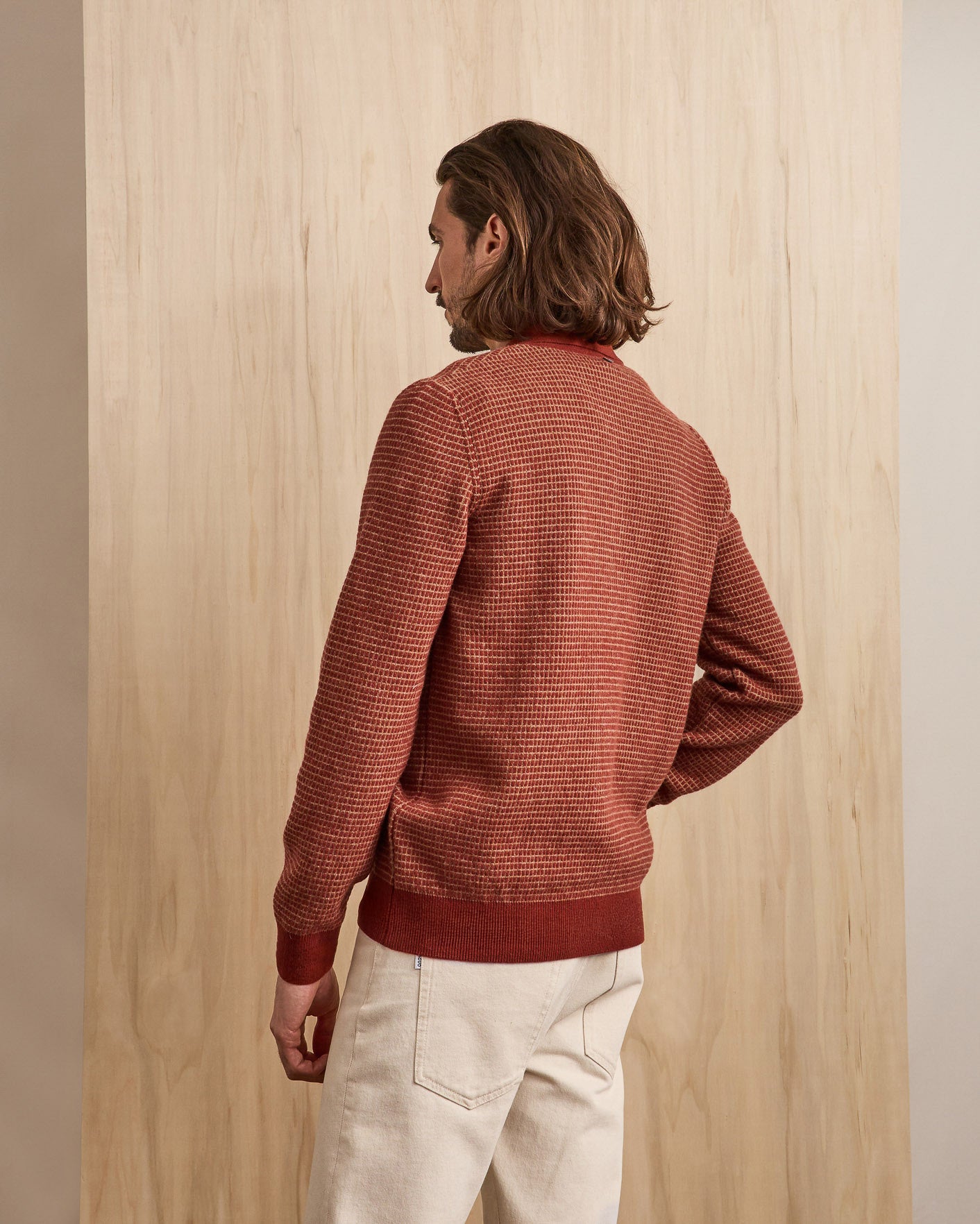 Bordeaux & beige knitwear