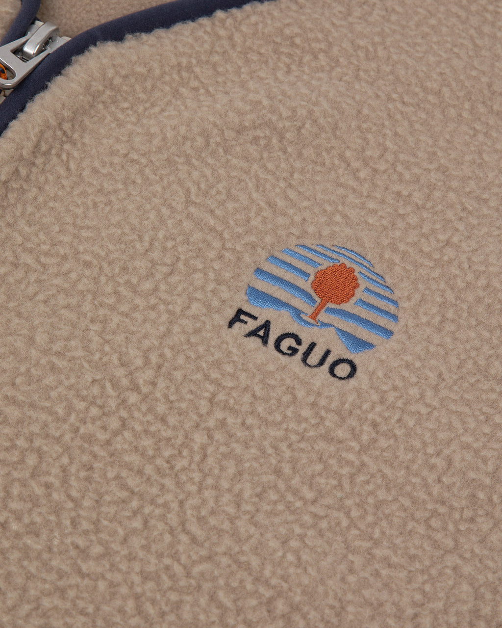 Teillayns sm fleece jacket beige and blue sleeves