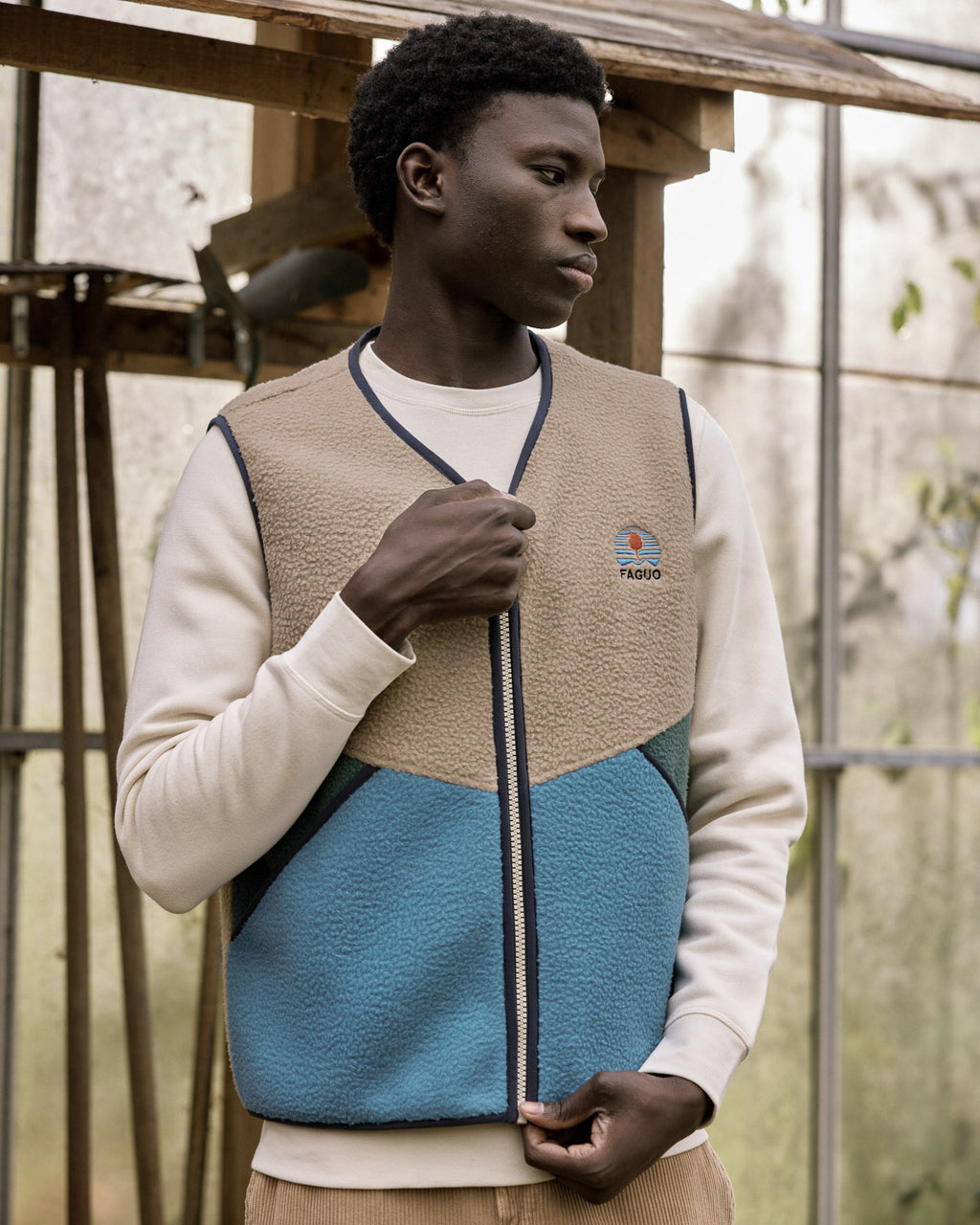 Teillayns sm fleece jacket beige and blue sleeves