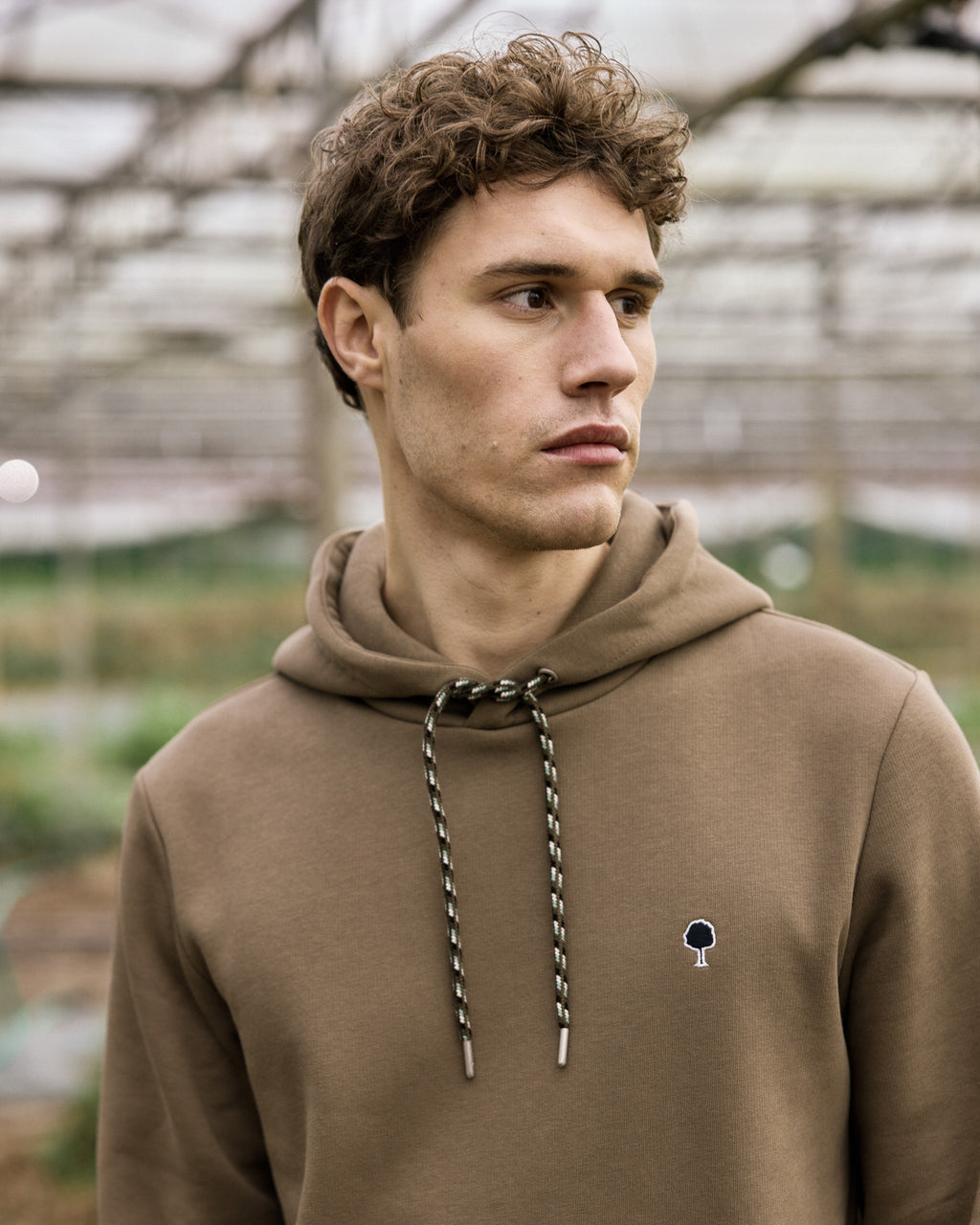 Sweat à capuche marron
