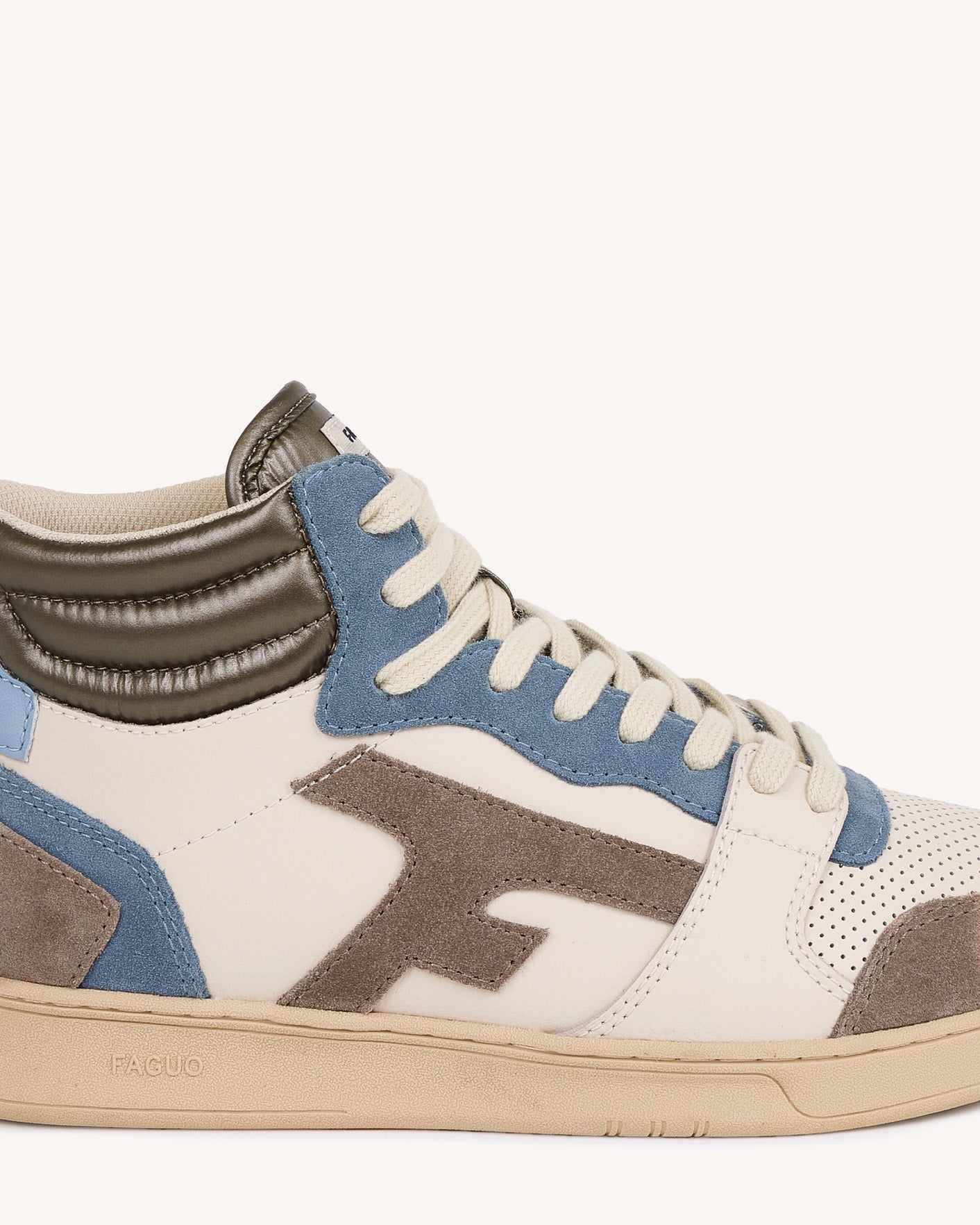 Baskets montantes Hazel mid écrues et bleu clair