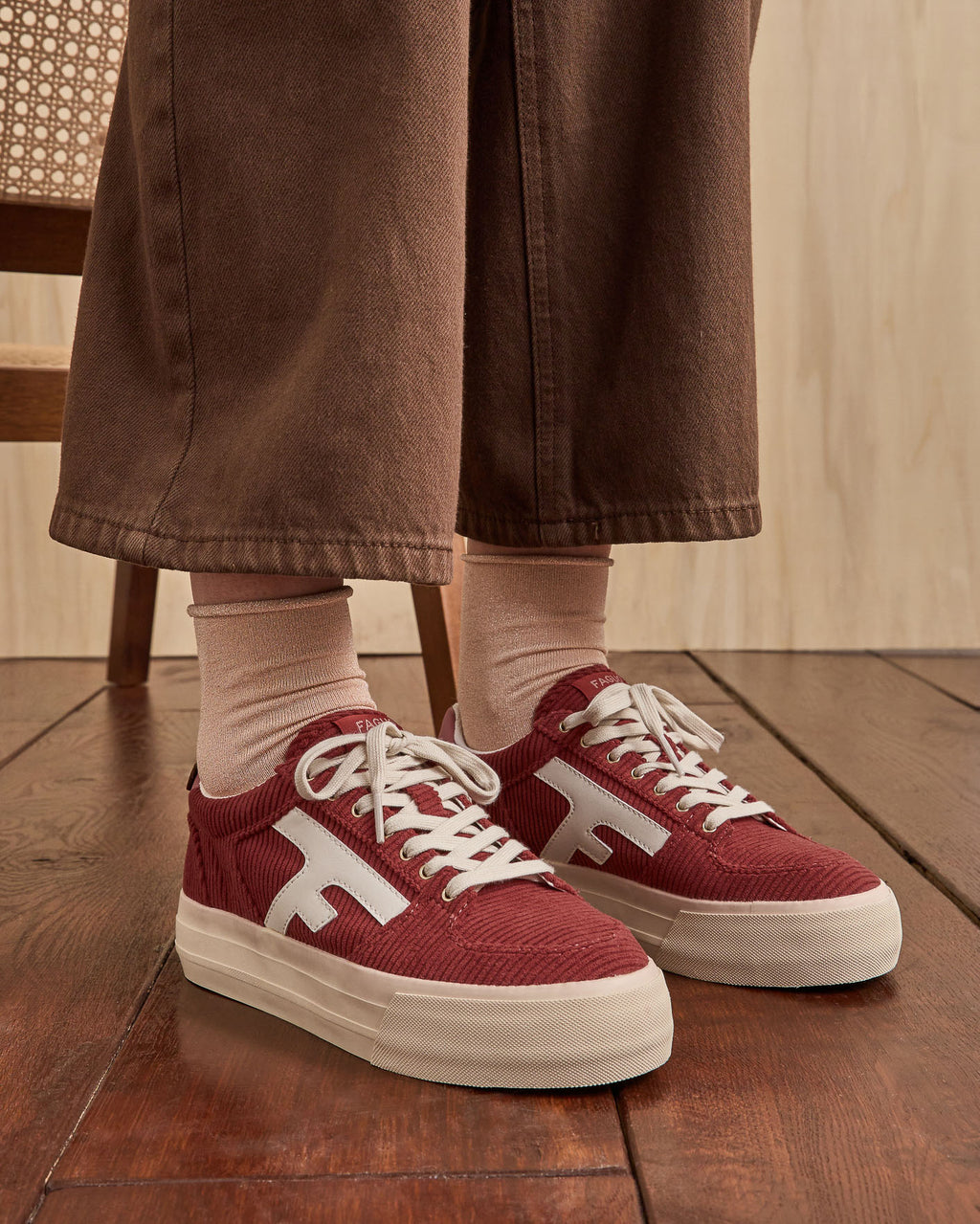 Tennis basses bordeaux