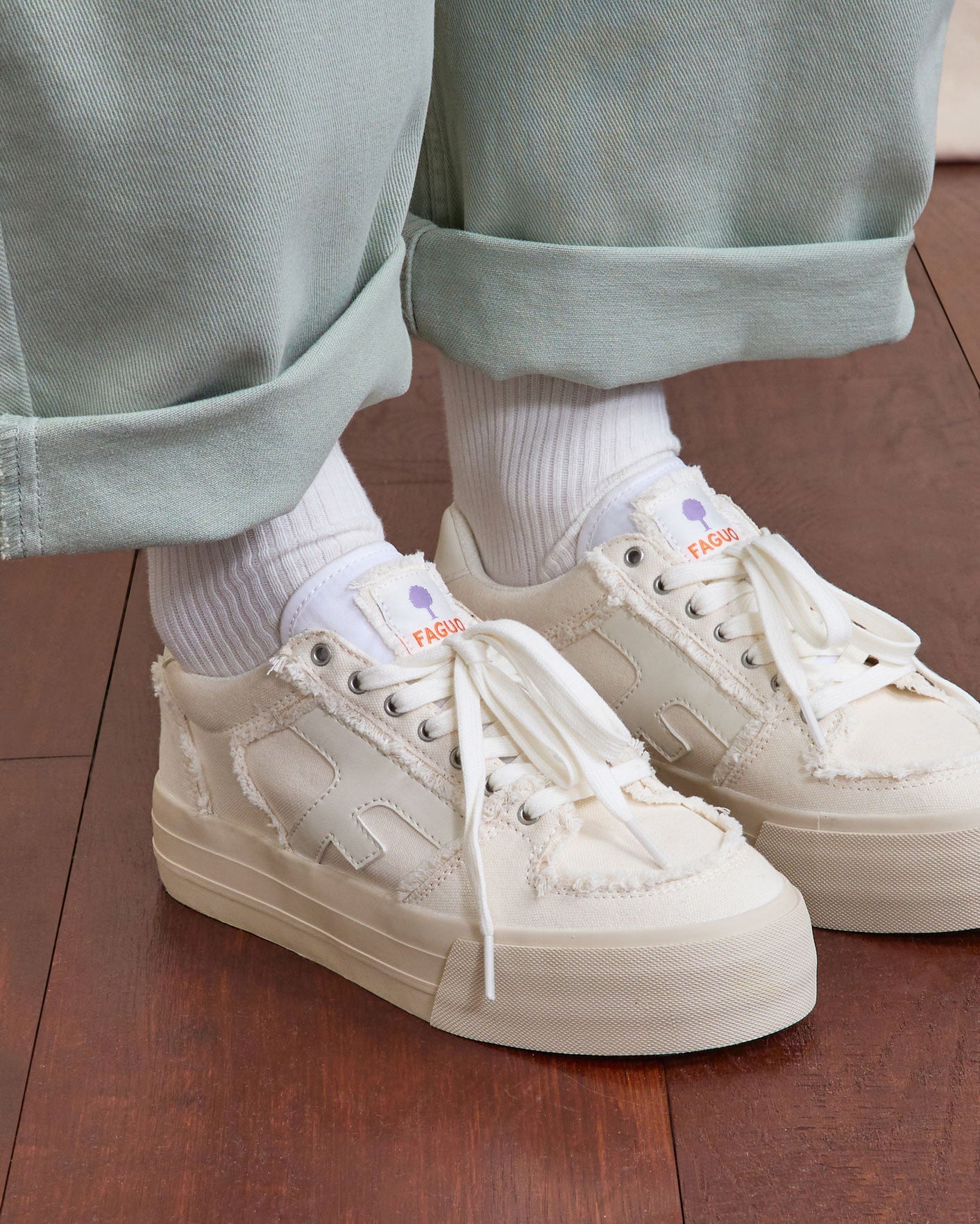 Tennis basses Walnut platform Tissu White
