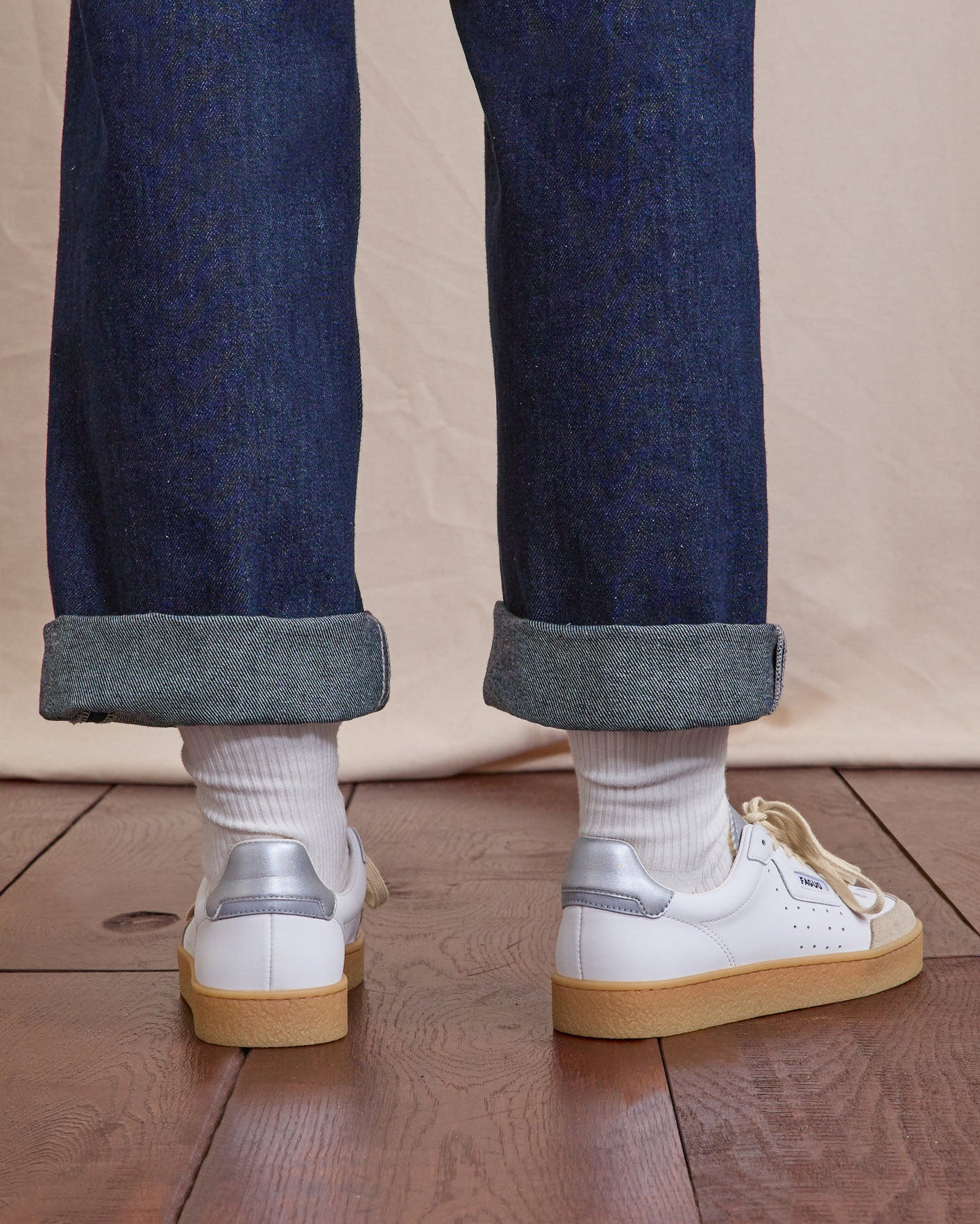Low-top trainers Lumbo Suede leather White