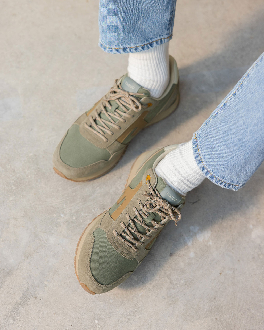 Running Elm Tissu-suede Dark kaki