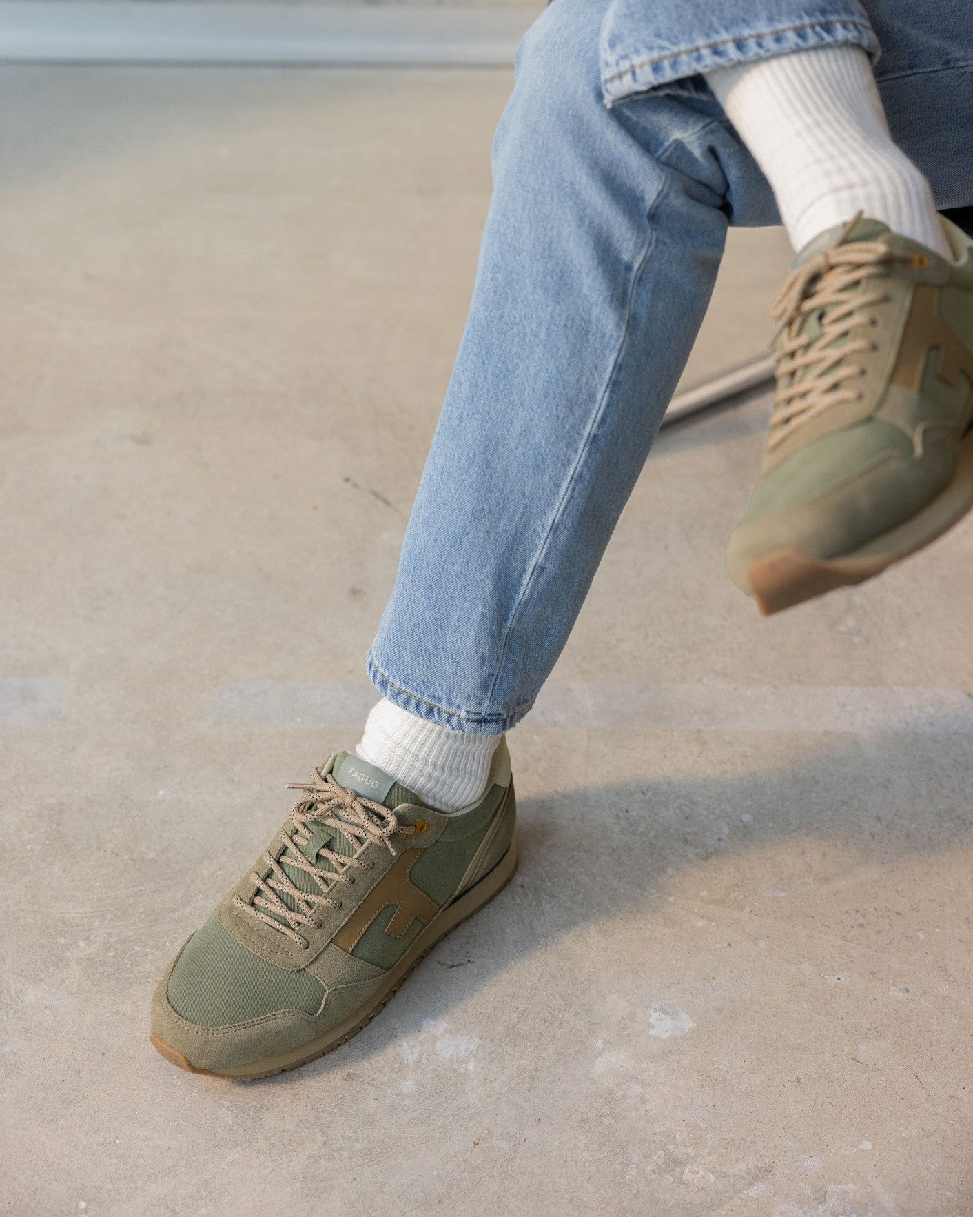 Running Elm Tissu-suede Dark kaki