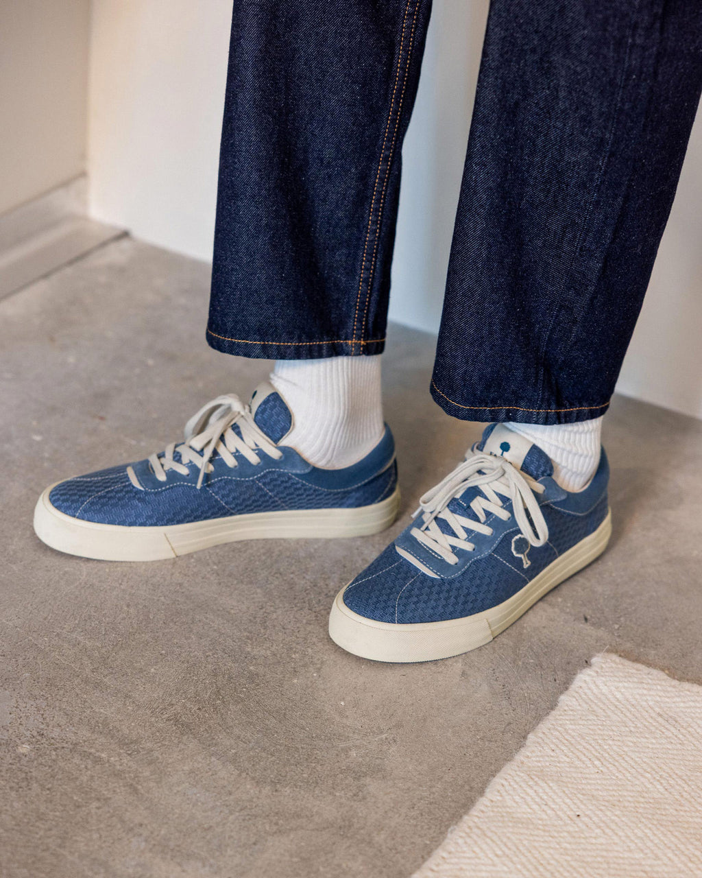 Low-top trainers Nashi Fabric-suede Vivid blue