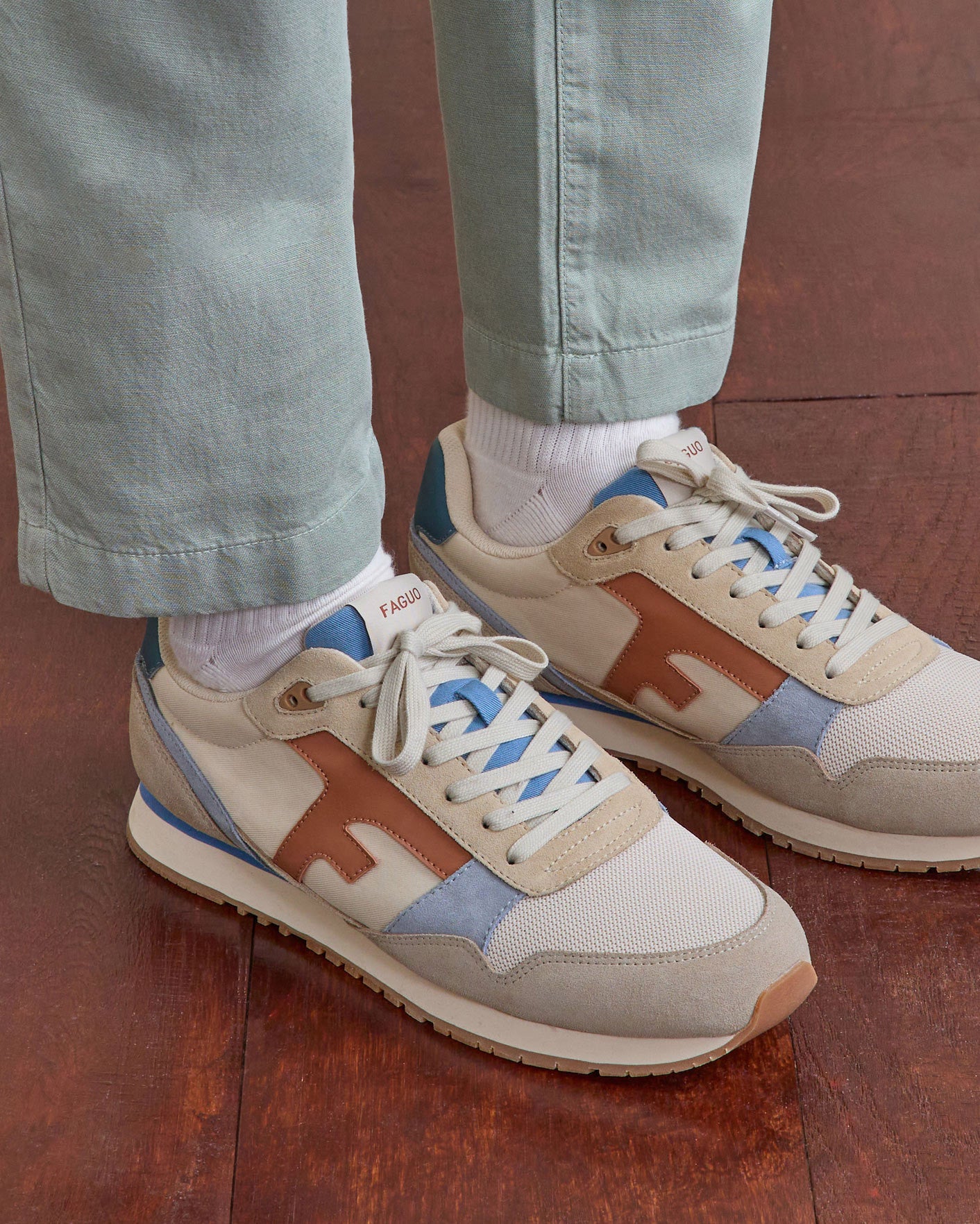 Running Elm Suede-tissu