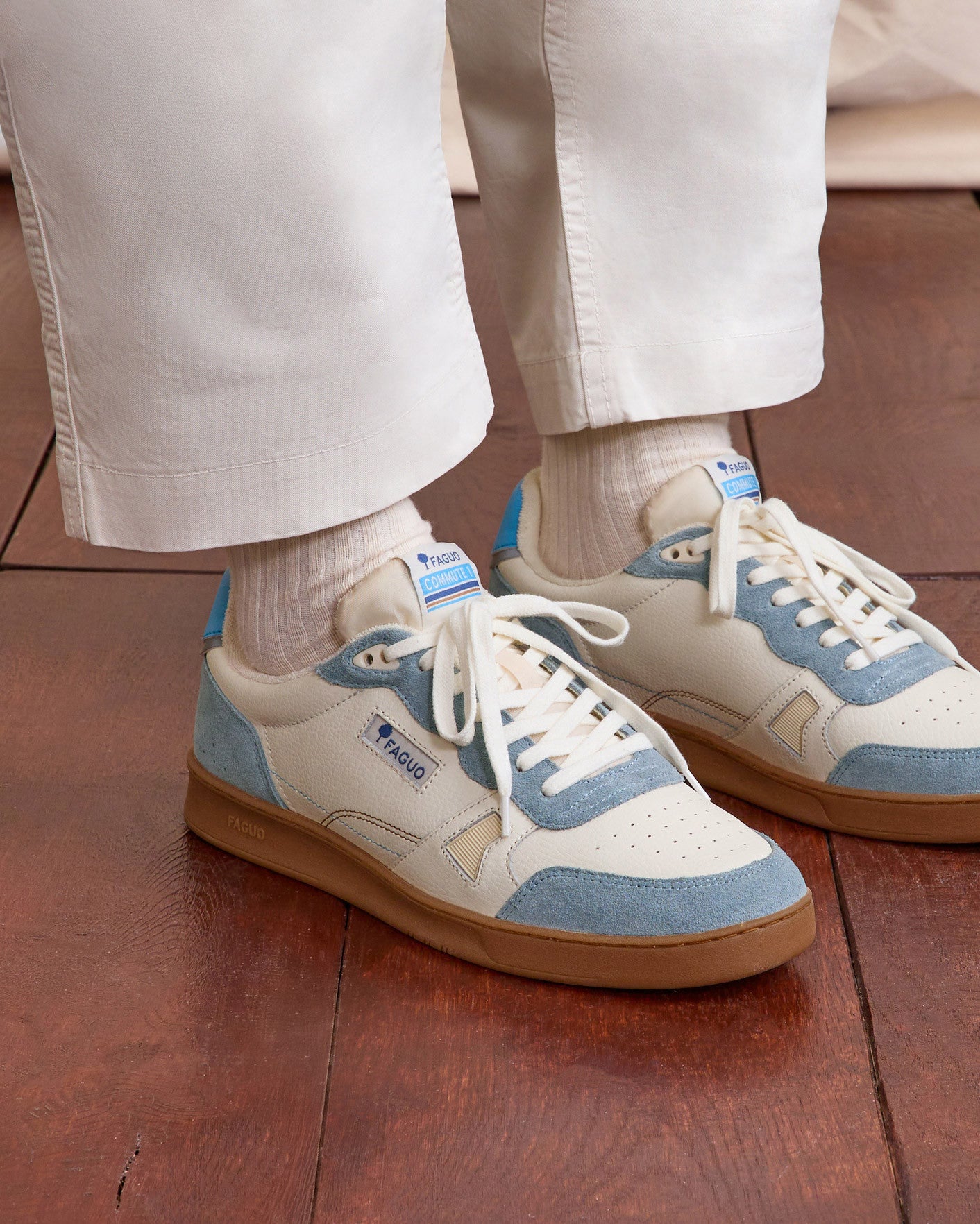 Low-top trainers Commute 1 Leather-suede White/blue