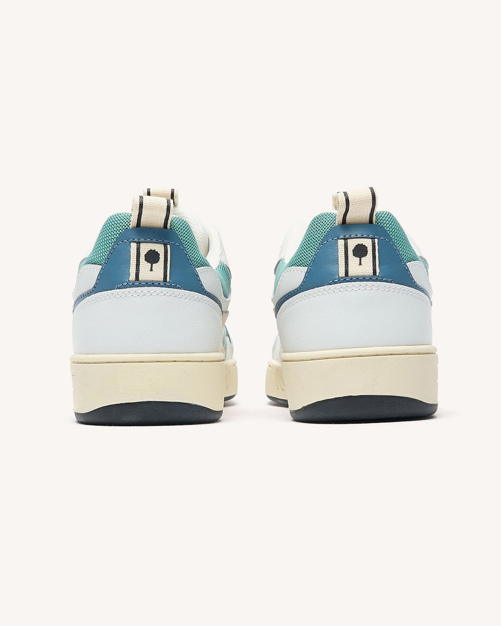 Low-top trainers Dahlia Leather-suede Off-white/blue