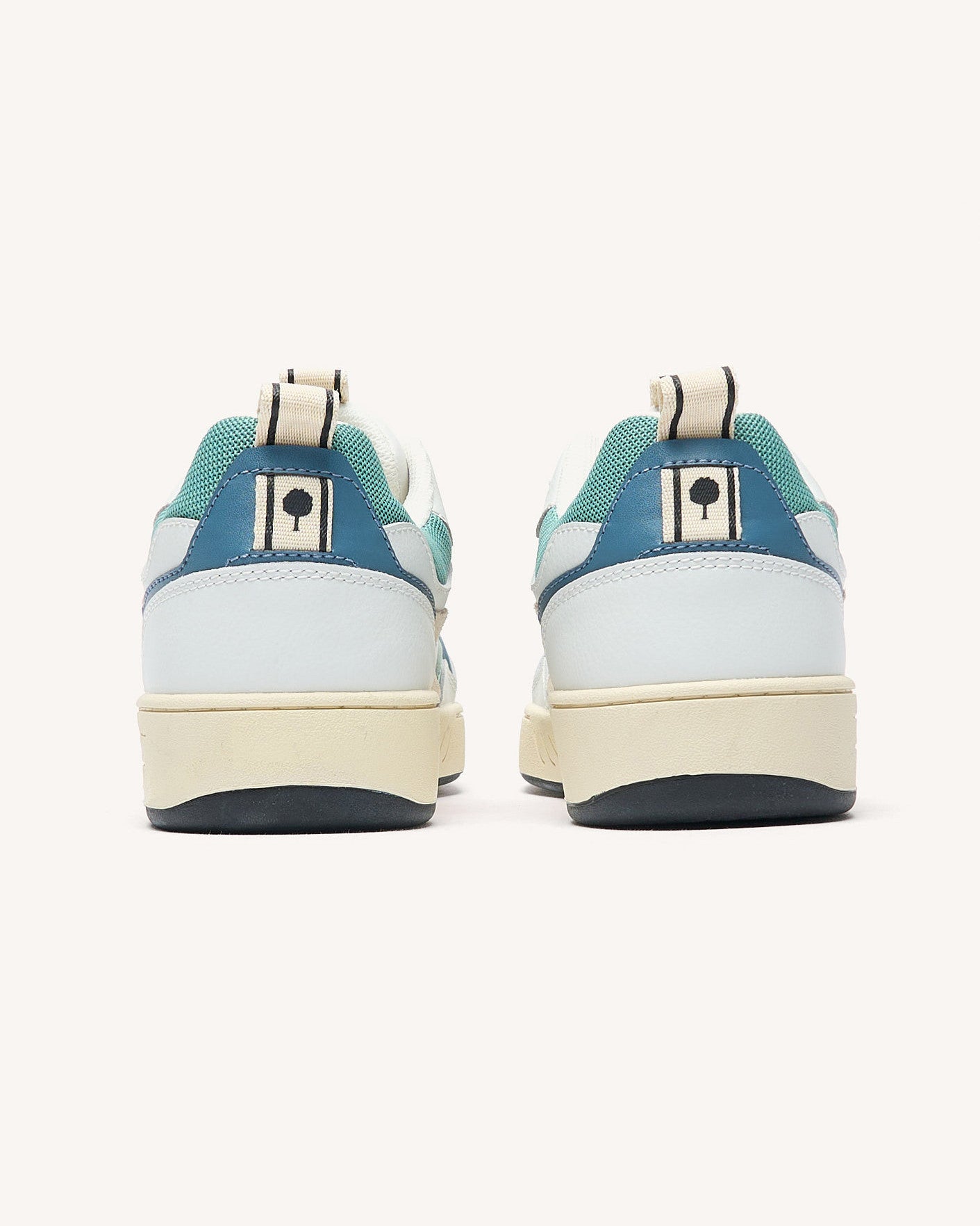 Low-top trainers Dahlia Leather-suede Off-white/blue