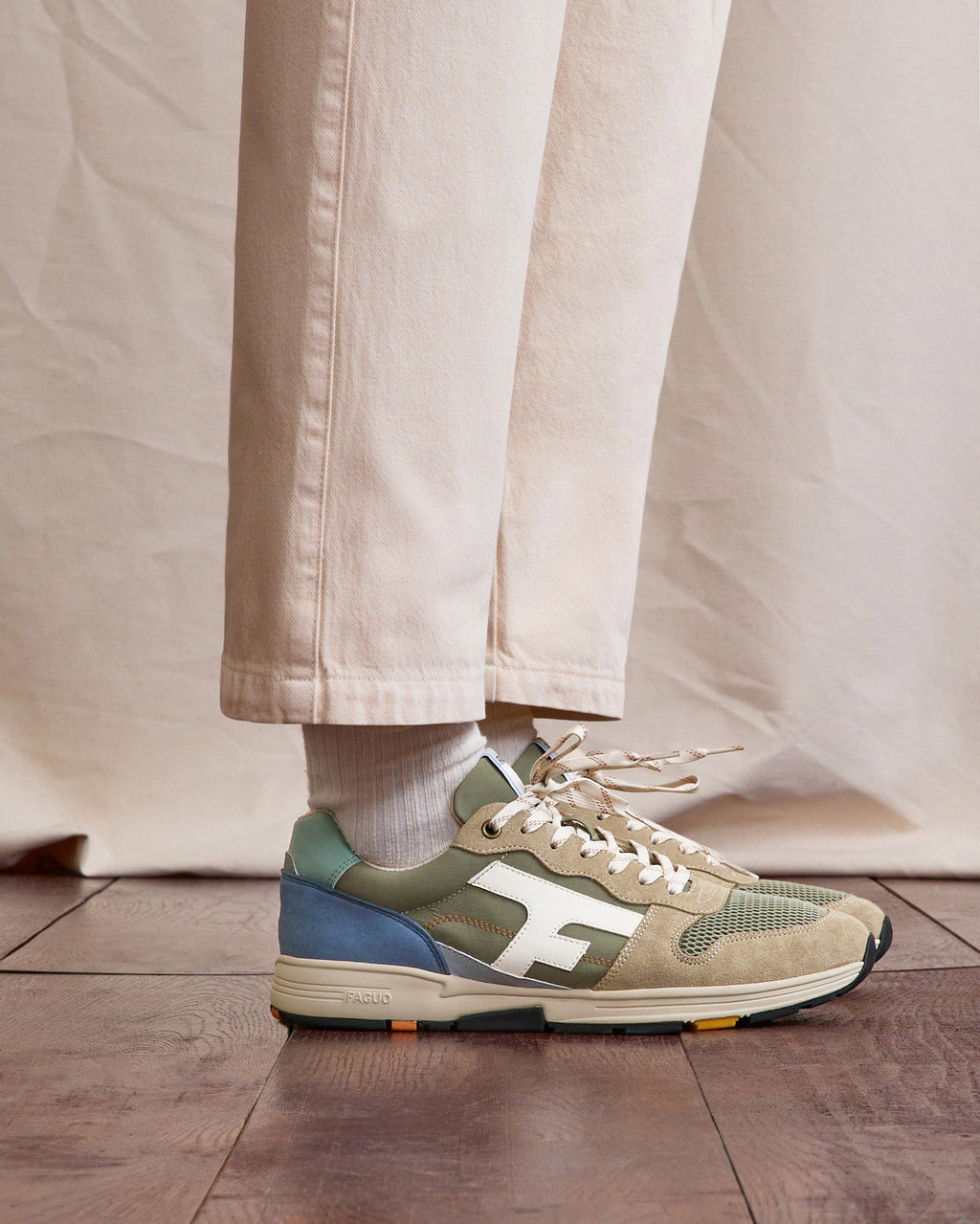 Running Olive Tissu-suede Kaki/blue