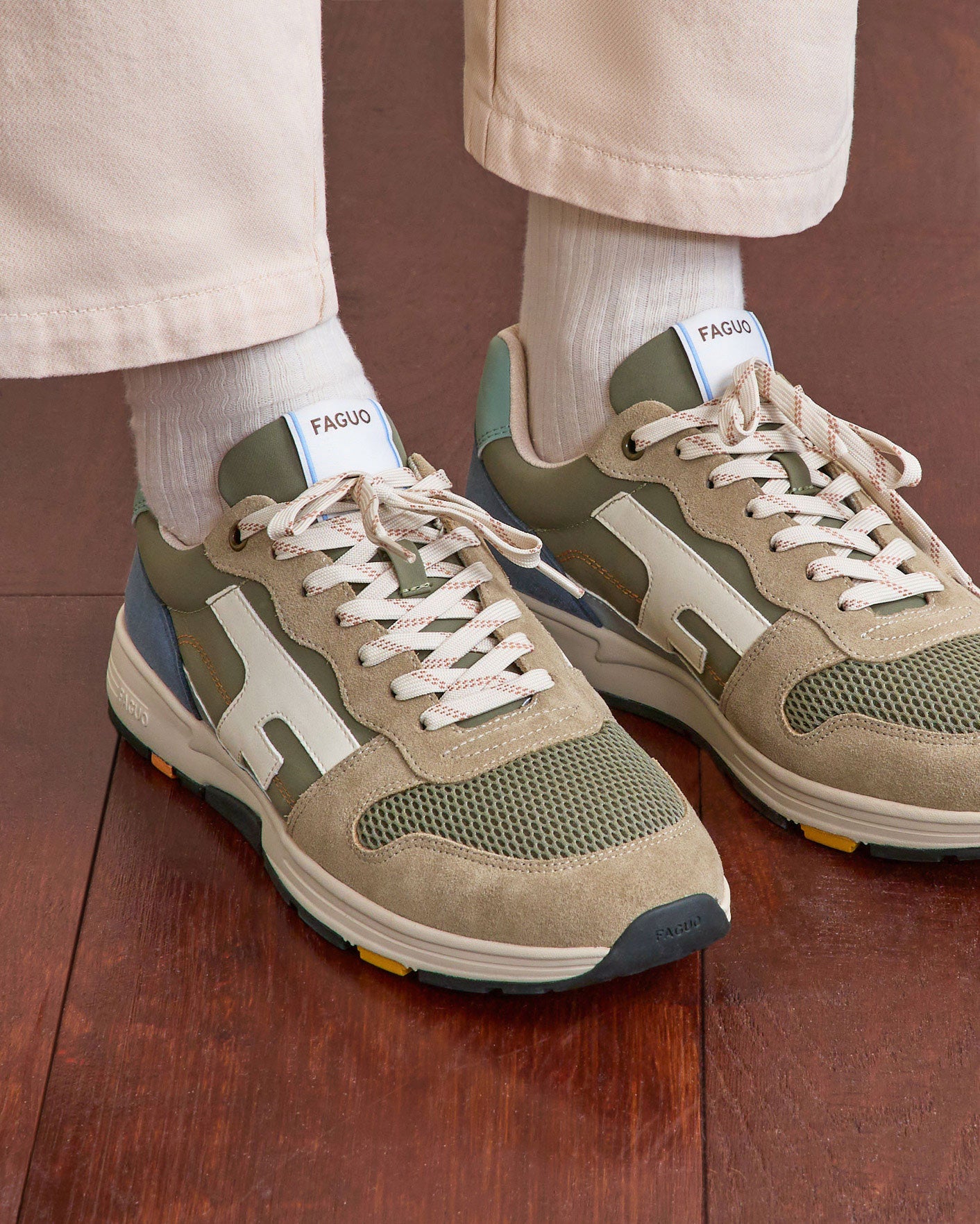 Running Olive Tissu-suede Kaki/blue