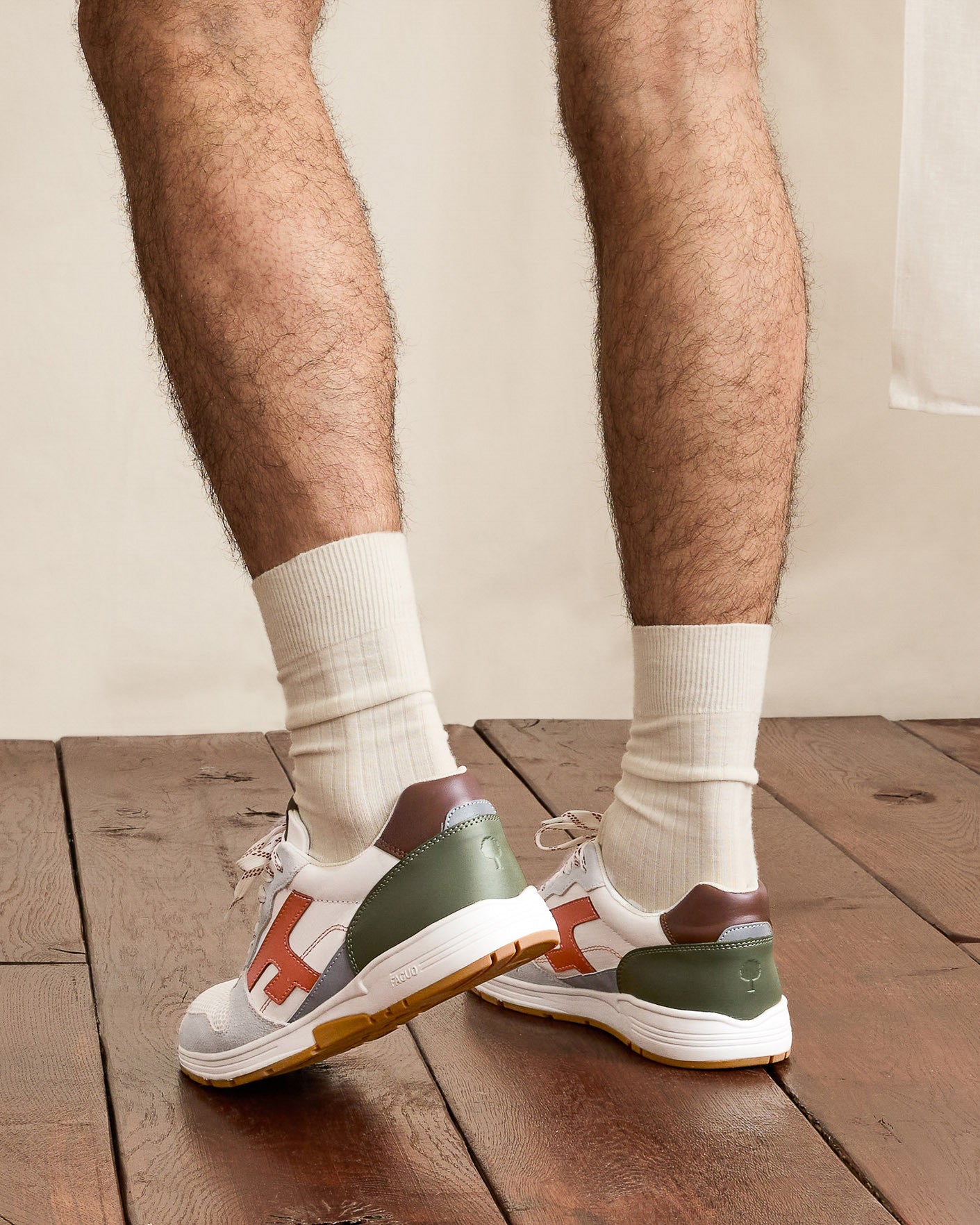 Running Olive Tissu-suede White/terracotta/kaki