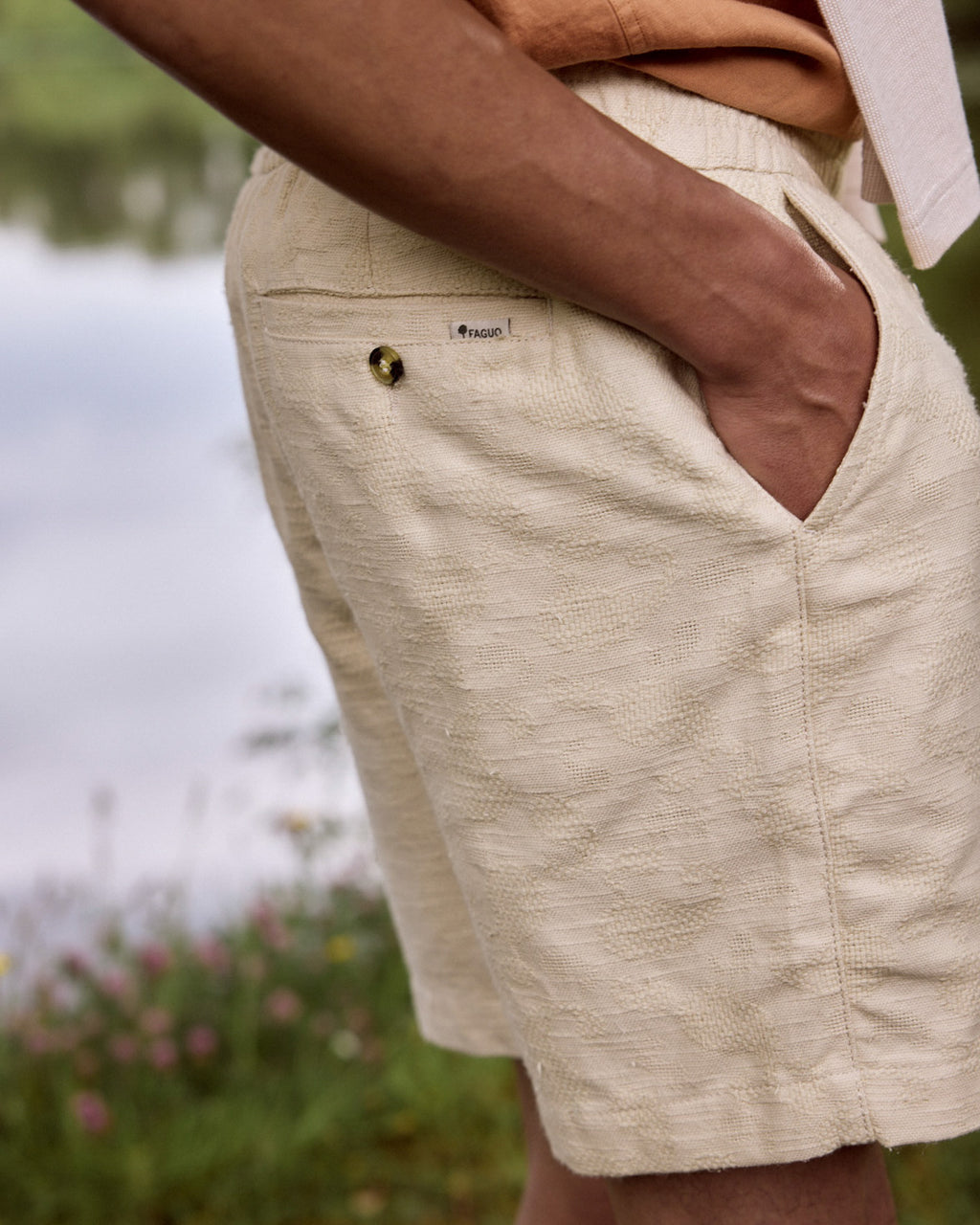 Short elastique Chevre Chaine et trame 
