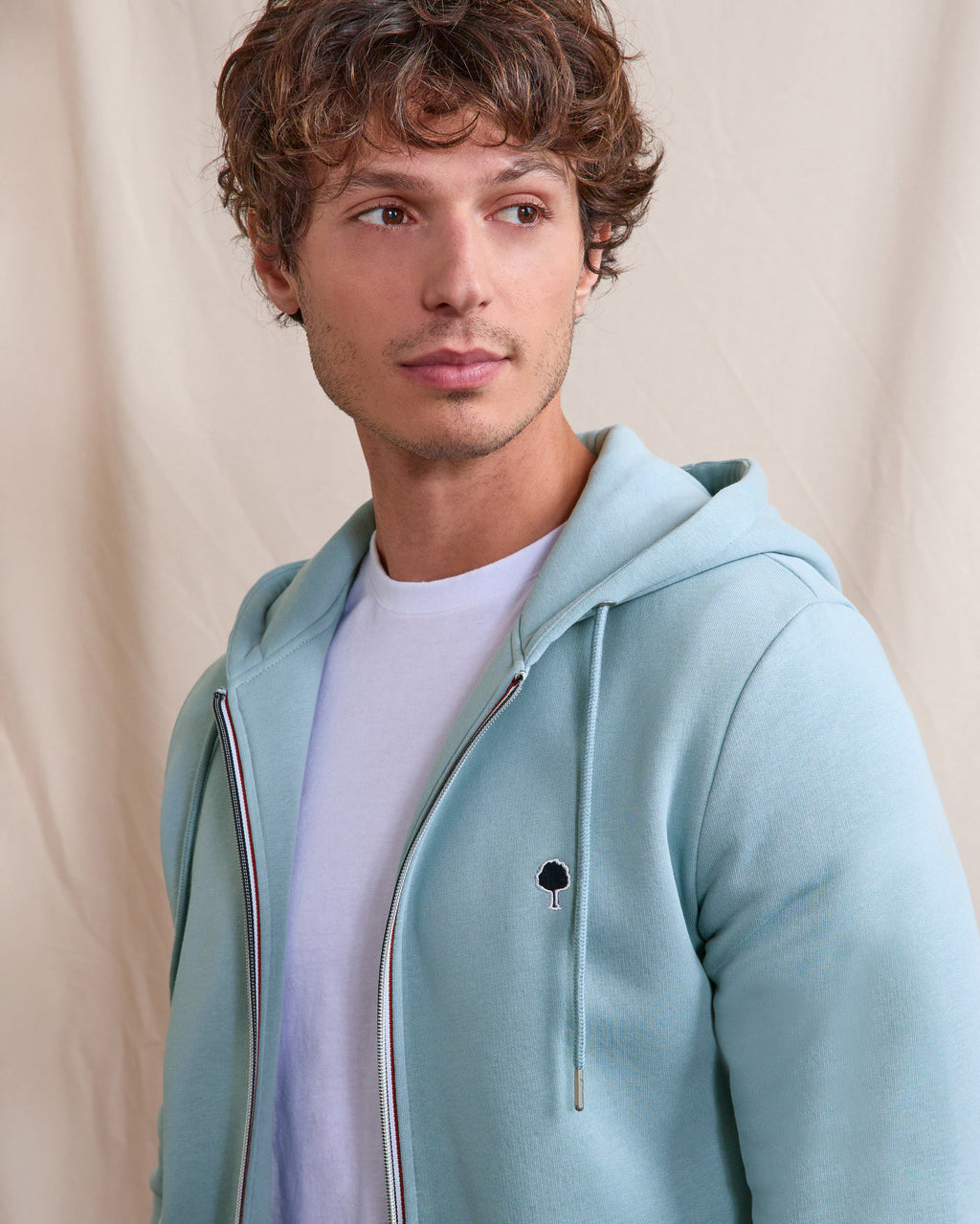 Mesnil Knit Hoodie 
