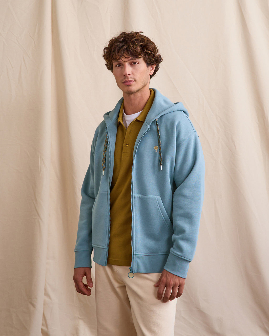 Sweat a capuche Mesnil os Maille 
