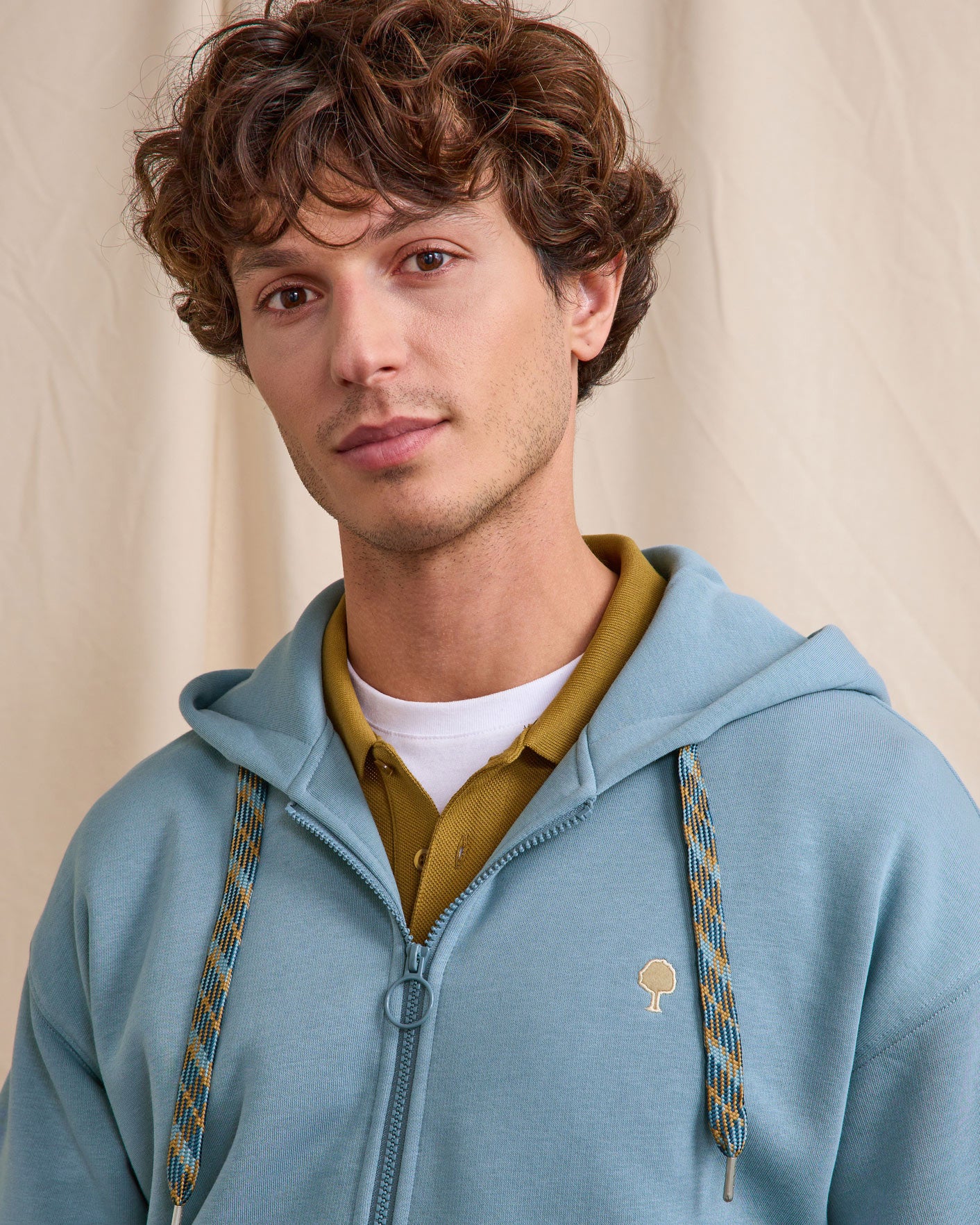 Sweat a capuche Mesnil os Maille 
