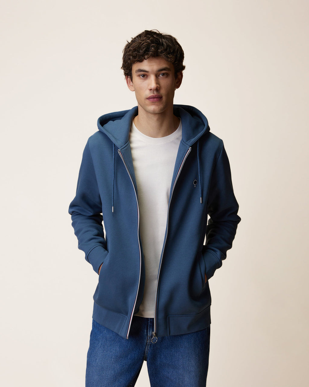 sweat-a-capuche-bleu-coton-modele-mesnil-S3