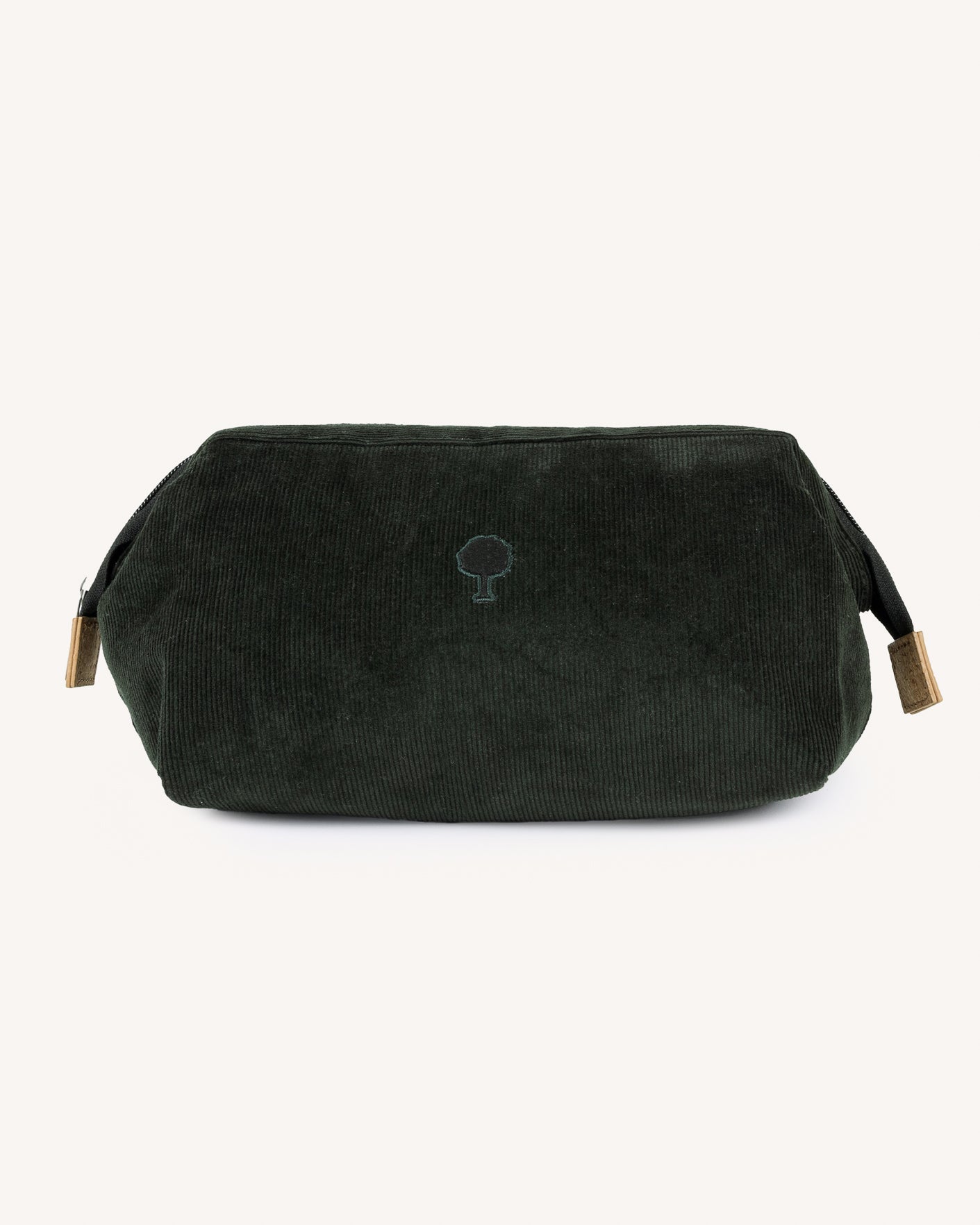 small-leather-goods-dark-green-recycled-cotton-model-washbag-P1_variant